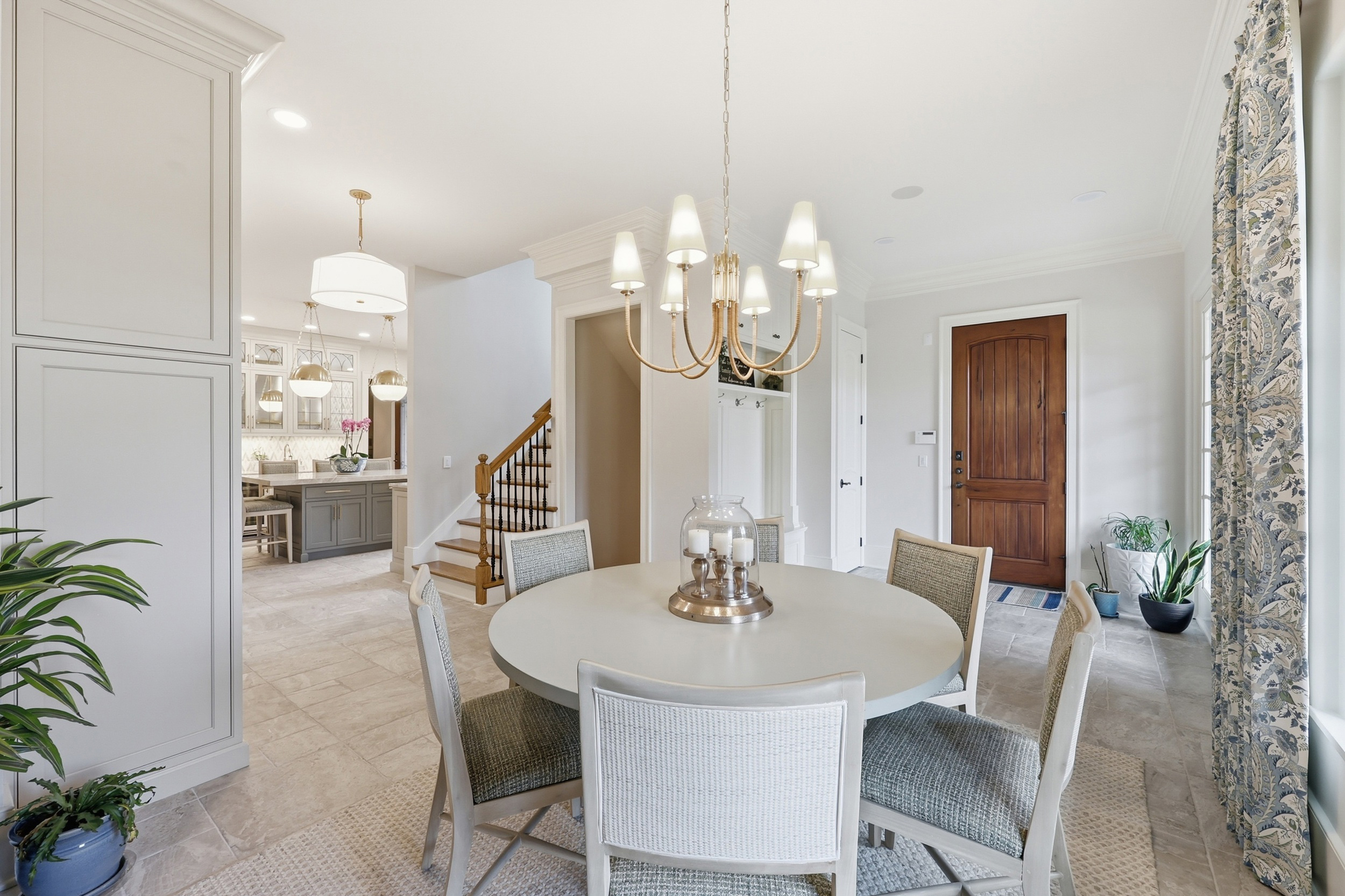  4848 Chelmsbury Lane - 物件實景