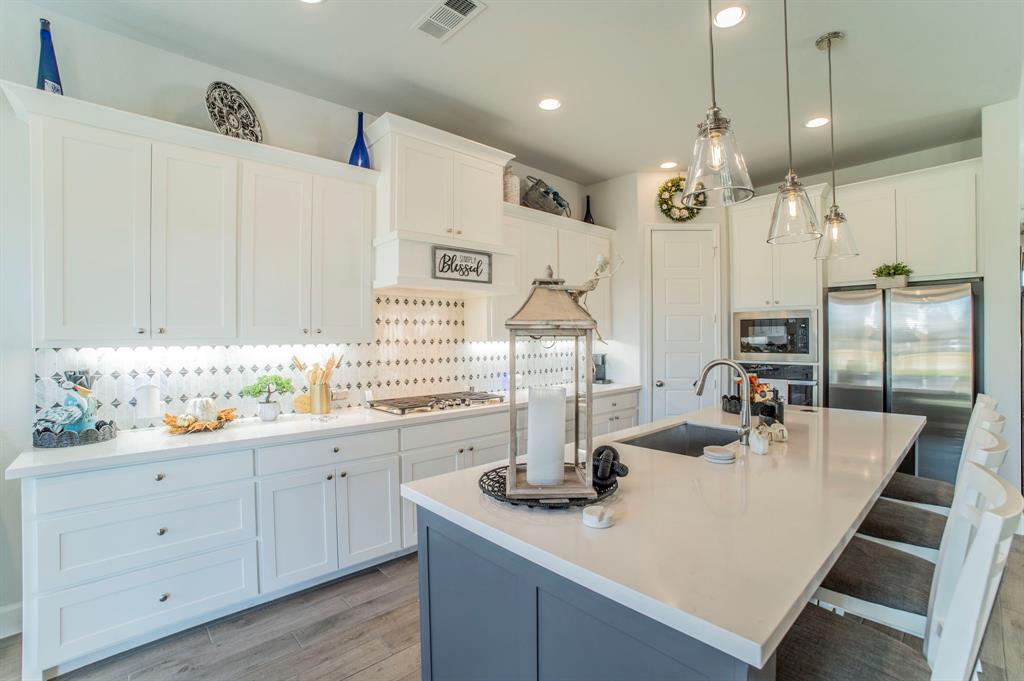 Midlothian, Texas, 76065, United States, 4 Bedrooms Bedrooms, ,4 BathroomsBathrooms,Residential,For Sale,2001544