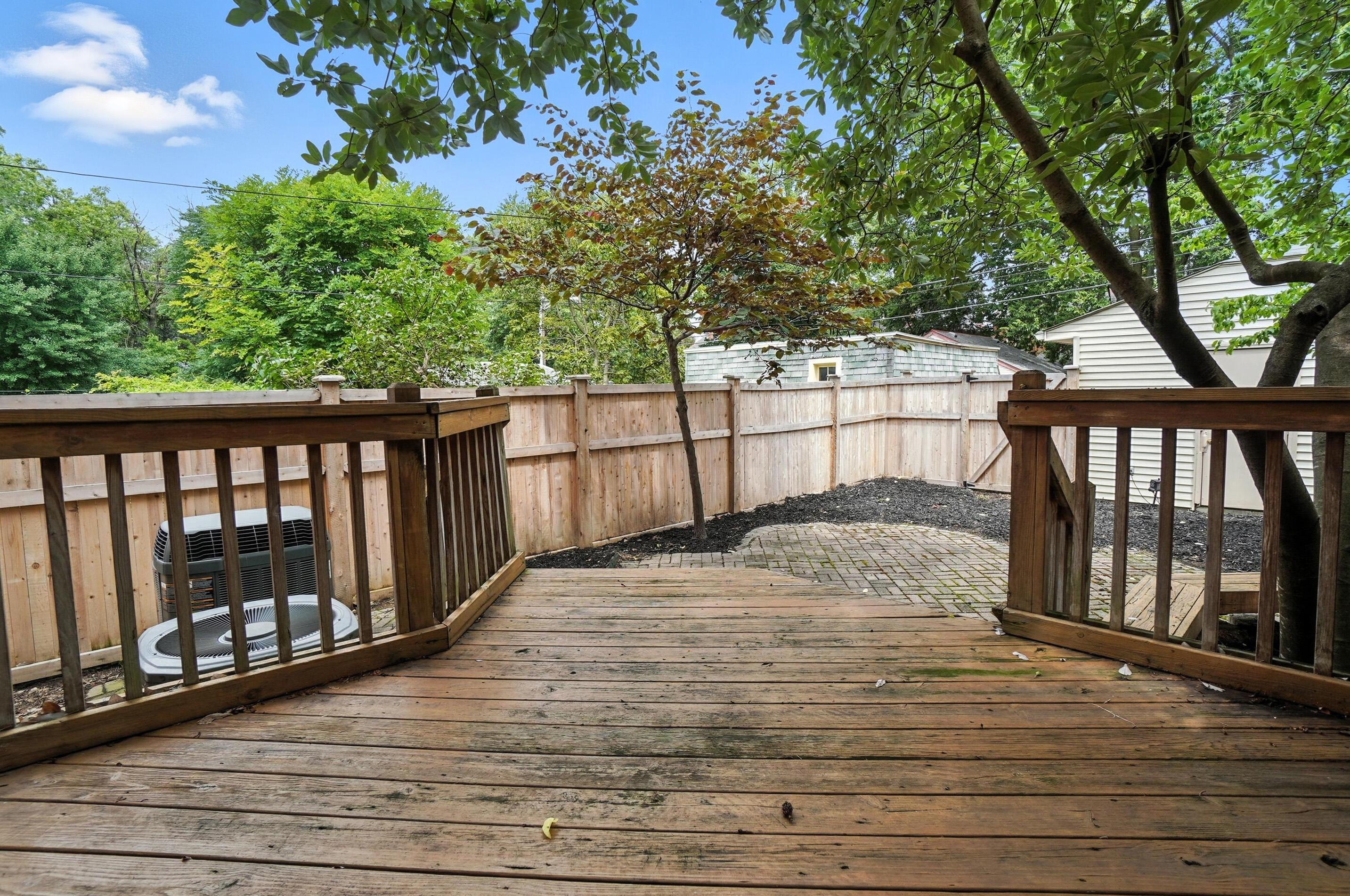 Columbus, Ohio, 43201, United States, 3 Bedrooms Bedrooms, ,4 BathroomsBathrooms,Residential,For Sale,1903753