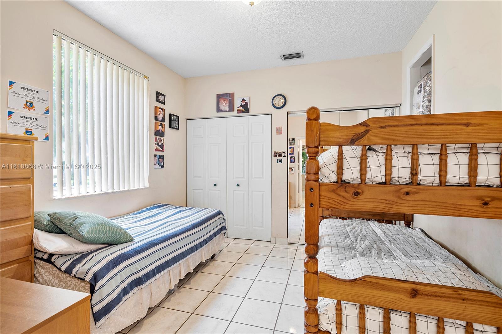Weston, Florida, 33326, United States, 4 Bedrooms Bedrooms, ,3 BathroomsBathrooms,Residential,For Sale,1836929