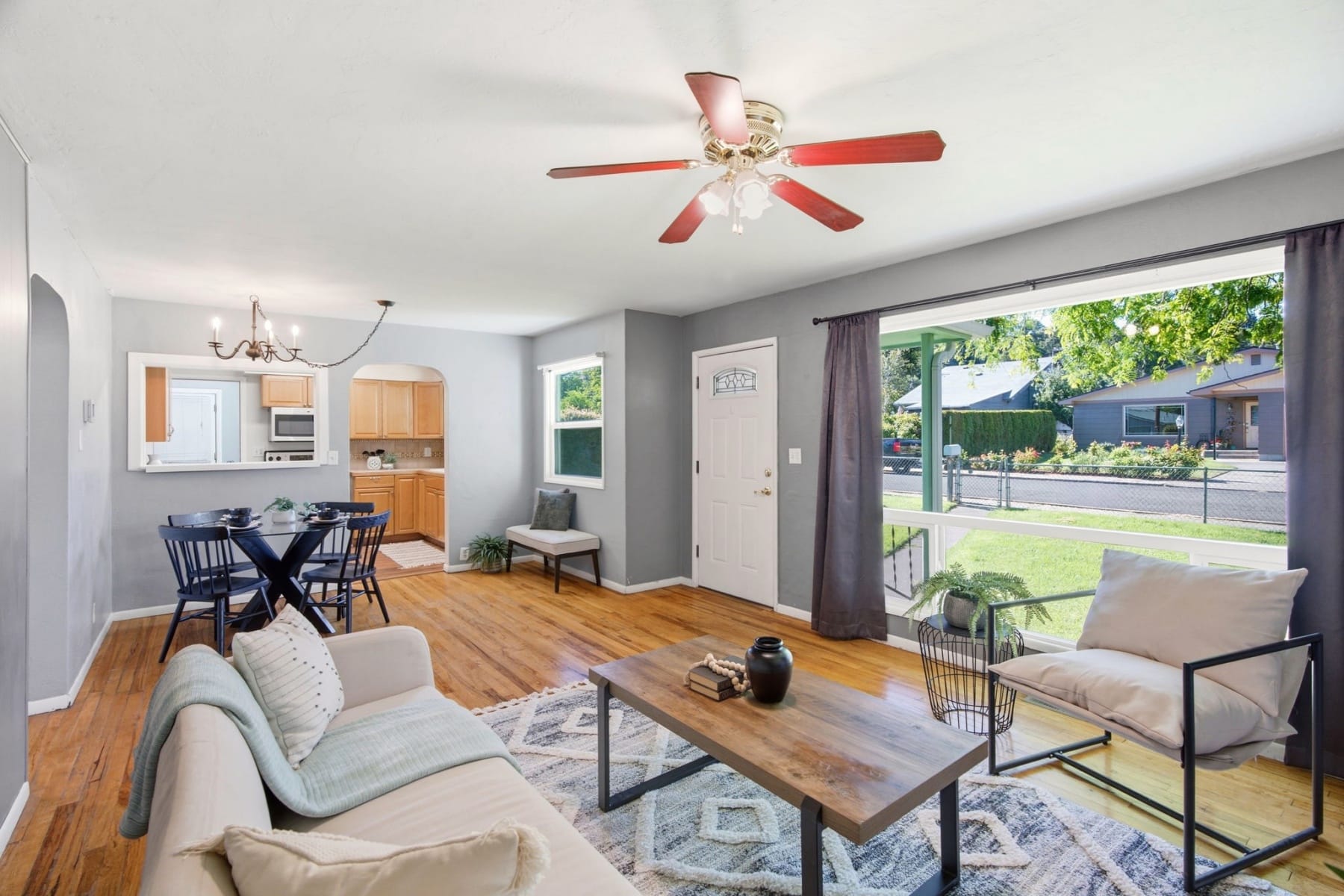  1321 E 13TH ST The Dalles, OR 97058 - 物件實景
