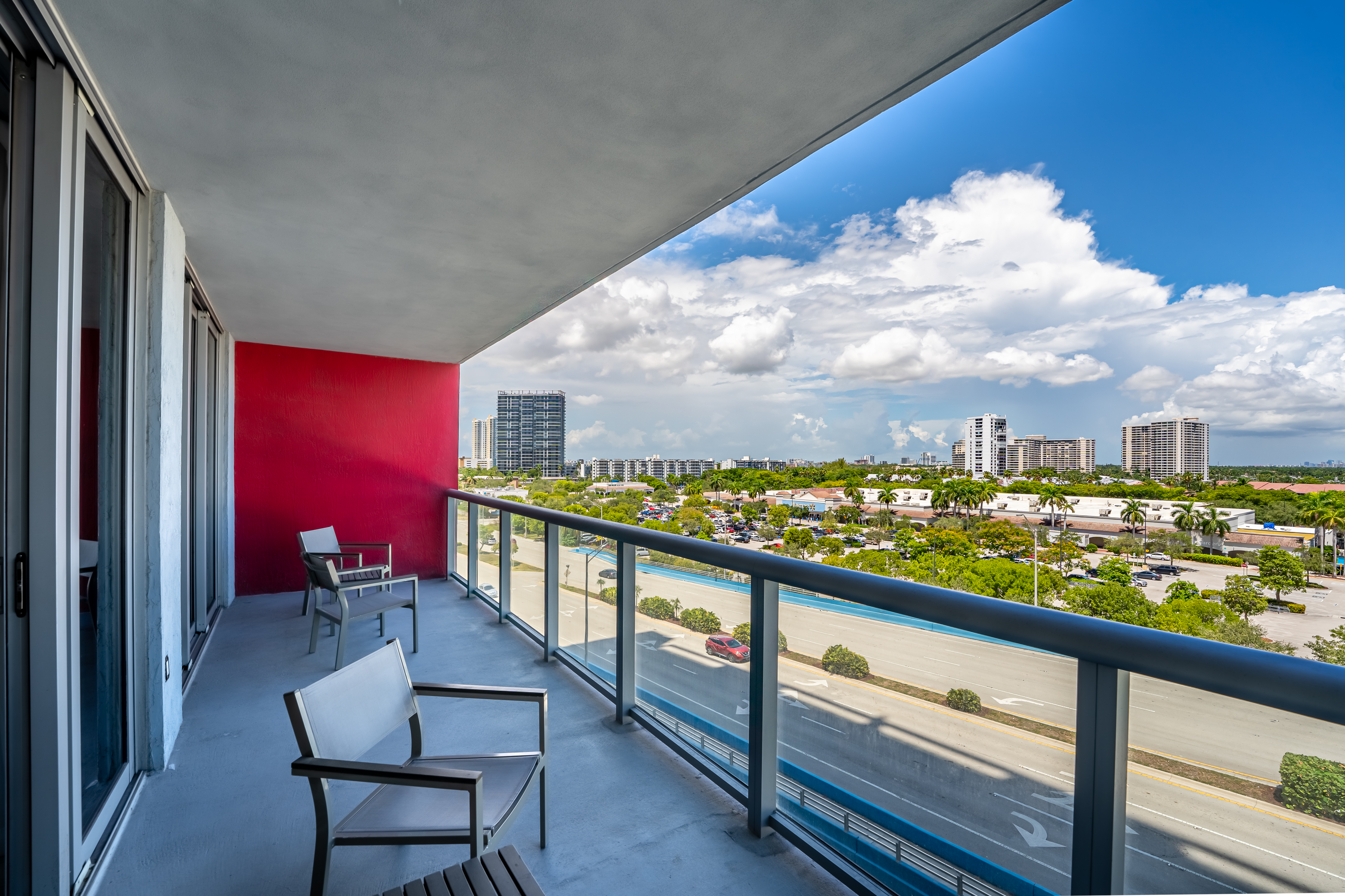  2602 E Hallandale Beach Blvd, Hallandale Beach, FL, 33009 - 物件實景