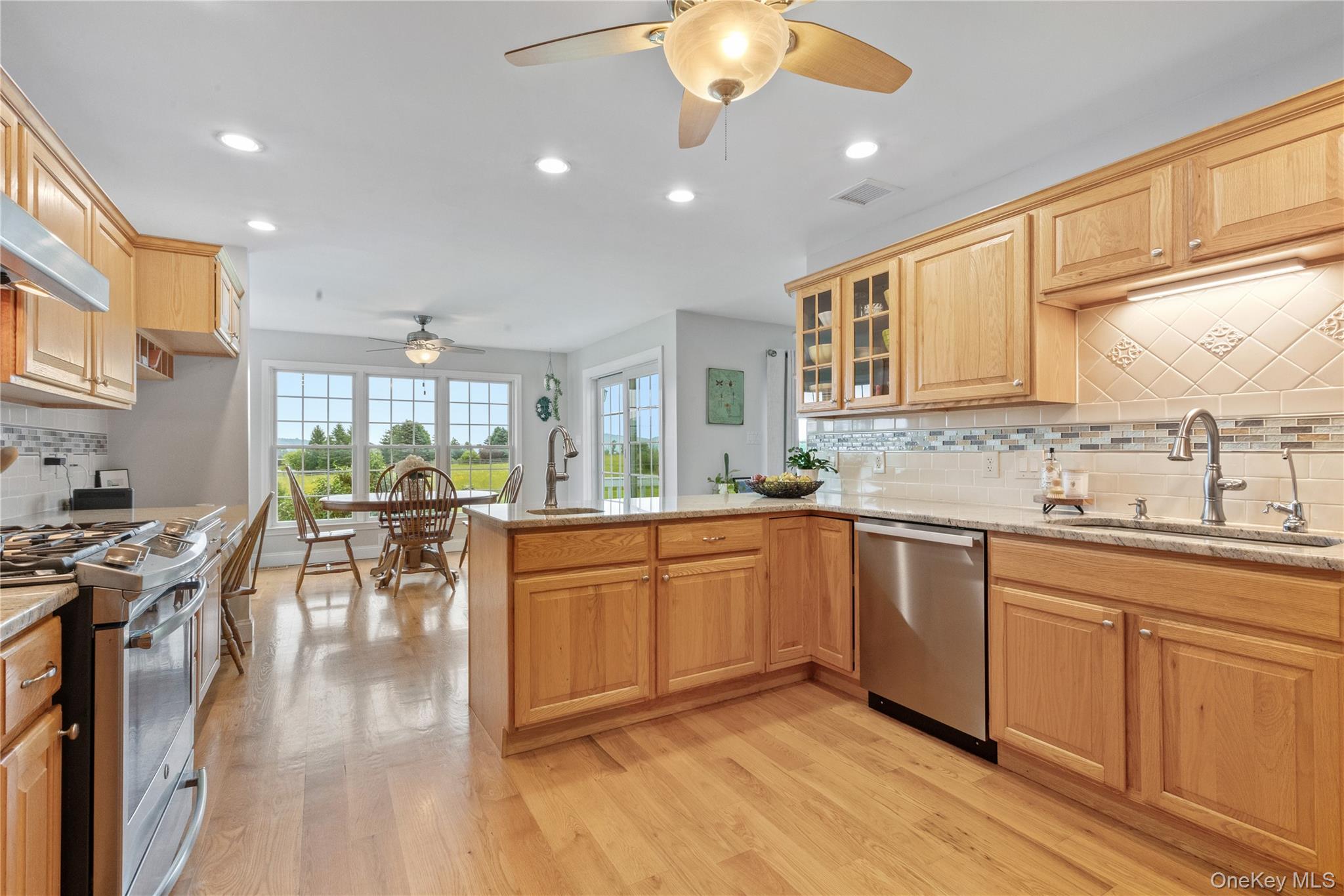 Dover Plains, New York, 12522, United States, 4 Bedrooms Bedrooms, ,6 BathroomsBathrooms,Residential,For Sale,1856462