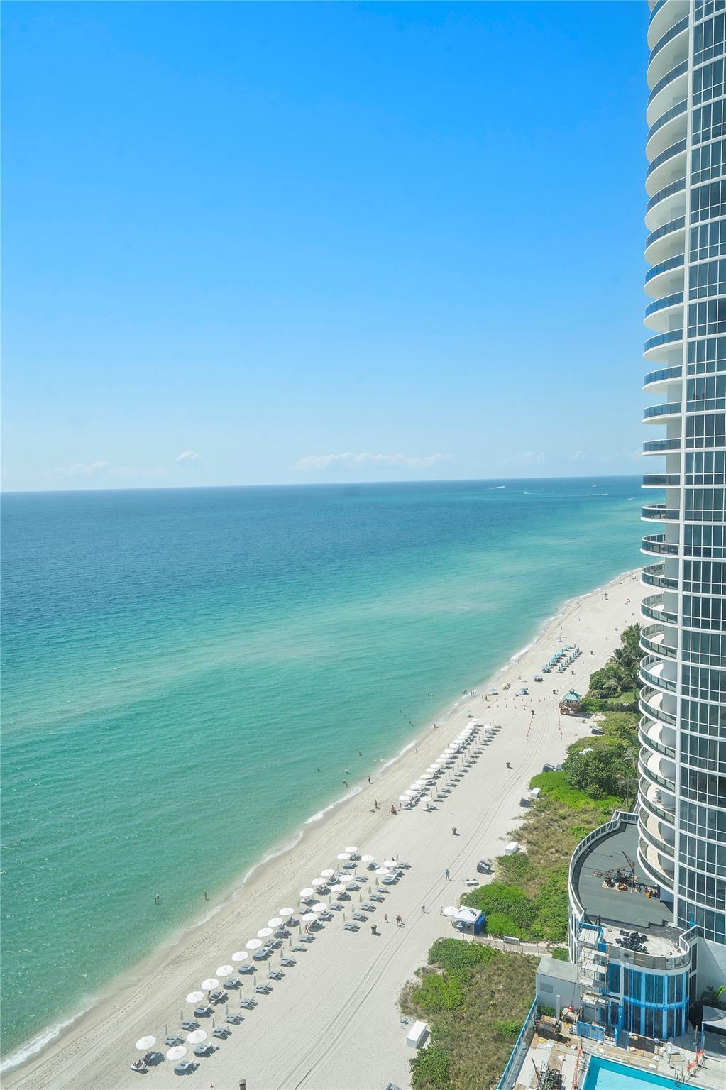 Sunny Isles Beach, Florida, 33160, United States, 3 Bedrooms Bedrooms, ,4 BathroomsBathrooms,Residential,For Sale,1824063