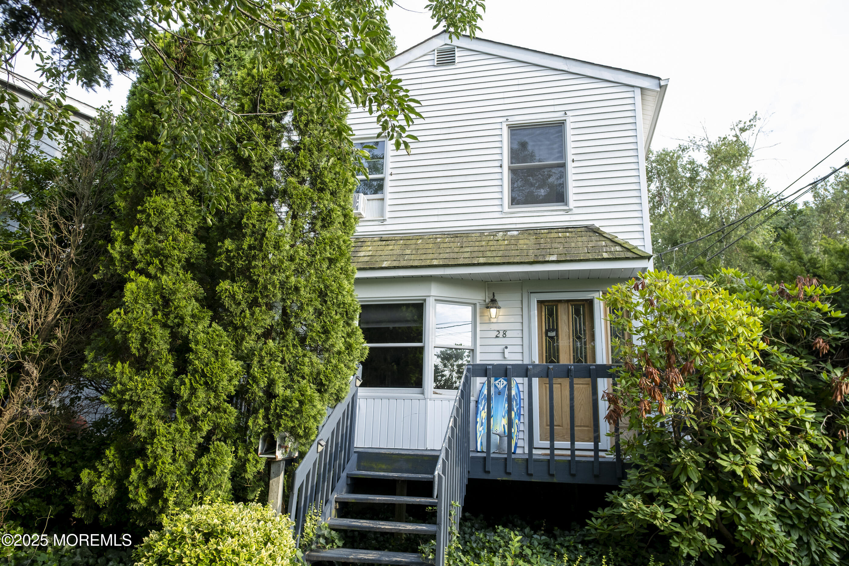 Leonardo, New Jersey, 07737, United States, 4 Bedrooms Bedrooms, ,3 BathroomsBathrooms,Residential,For Sale,1895486