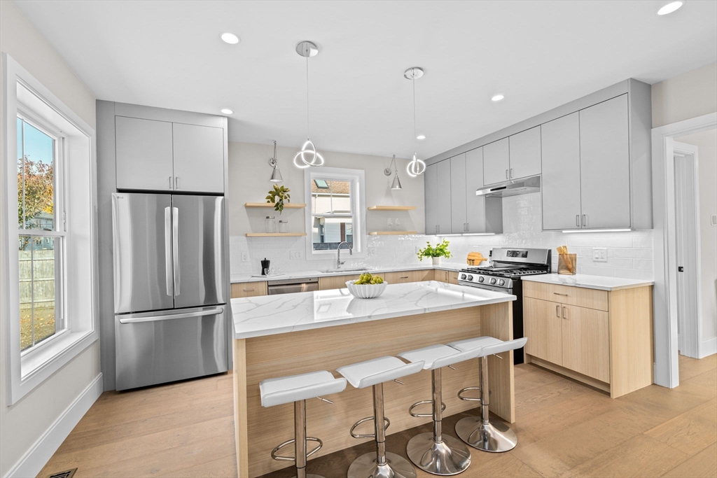 Boston, Massachusetts, 02132, United States, 3 Bedrooms Bedrooms, ,2 BathroomsBathrooms,Residential,For Sale,1991771