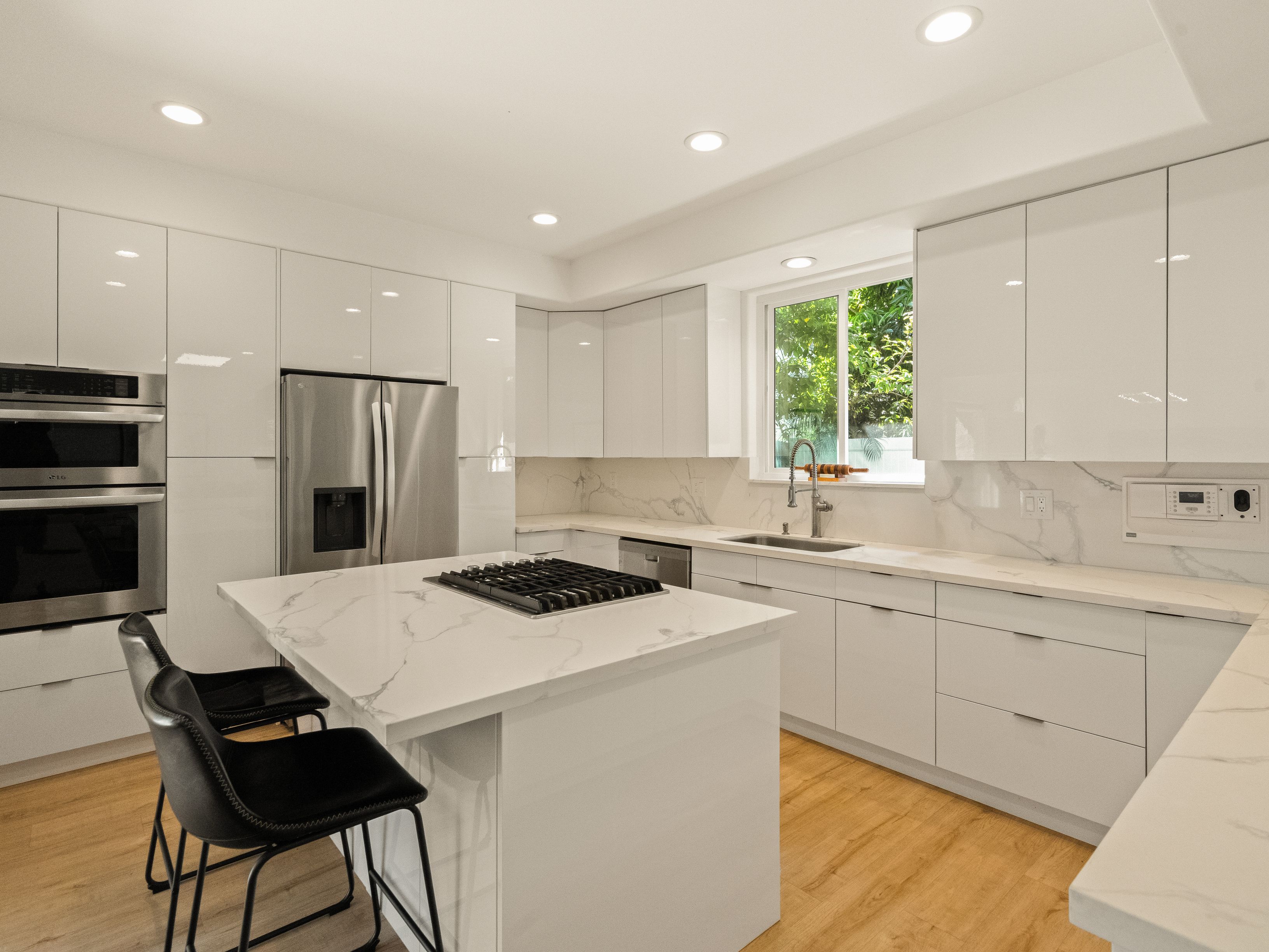  2406 Huntington Lane, Redondo Beach, CA 90278 - 物件實景