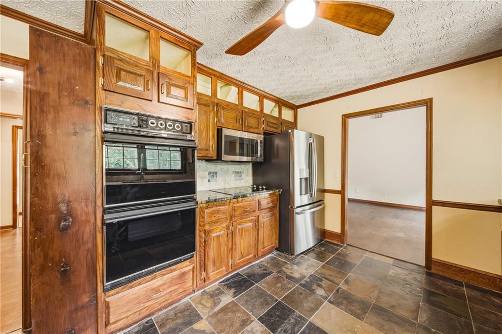 Roswell, Georgia, 30076, United States, 4 Bedrooms Bedrooms, ,3 BathroomsBathrooms,Residential,For Sale,2049337