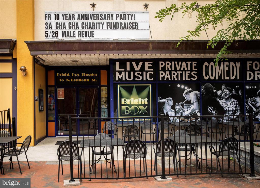 Winchester, Virginia, 22602, United States, 5 Bedrooms Bedrooms, ,5 BathroomsBathrooms,Residential,For Sale,2005998