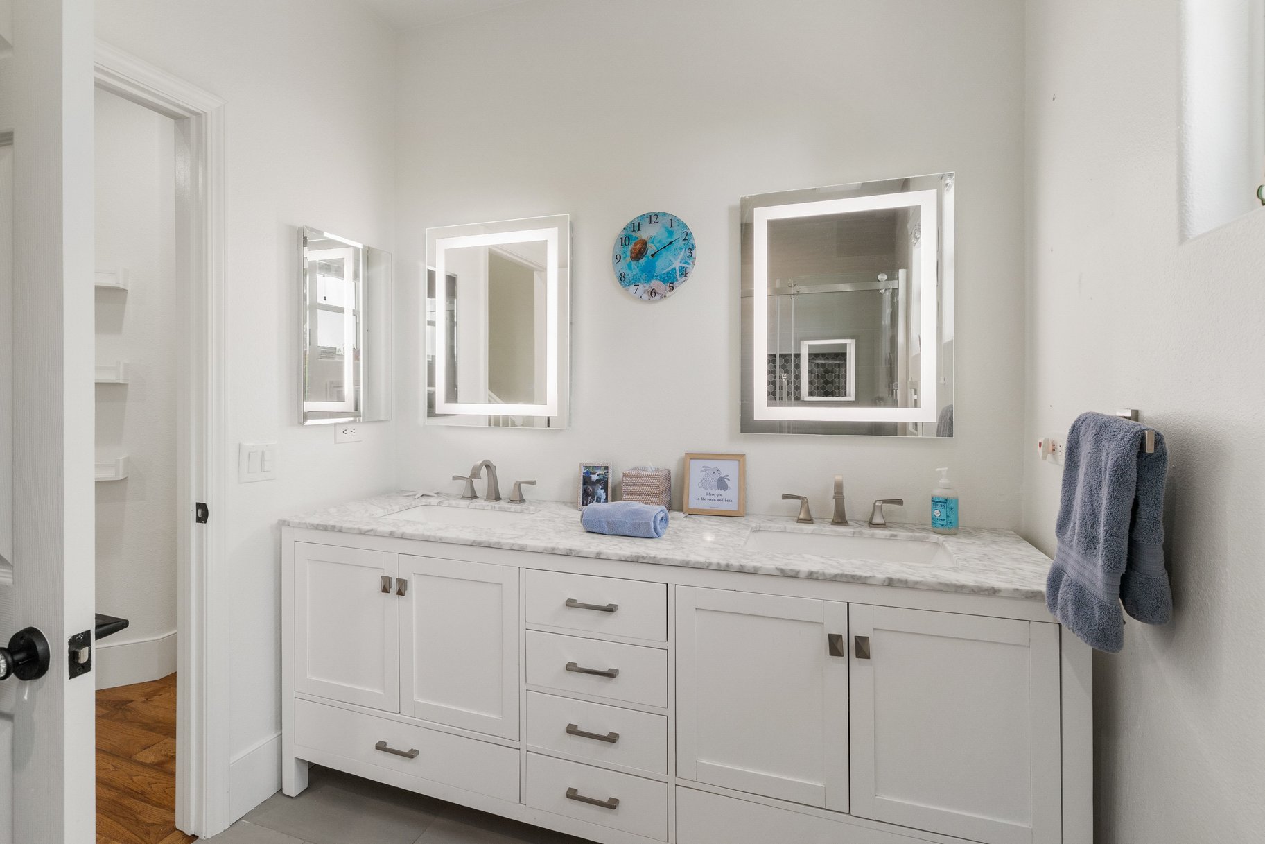  Gorgeous, Fully Updated Arrowcreek Home with Stunning Views - 物件實景
