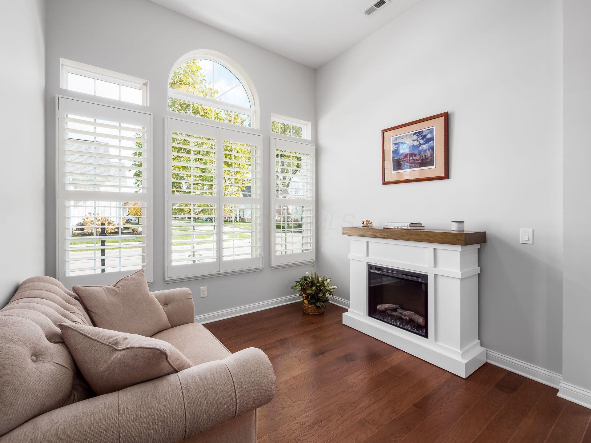 Dublin, Ohio, 43016, United States, 3 Bedrooms Bedrooms, ,3 BathroomsBathrooms,Residential,For Sale,1987850