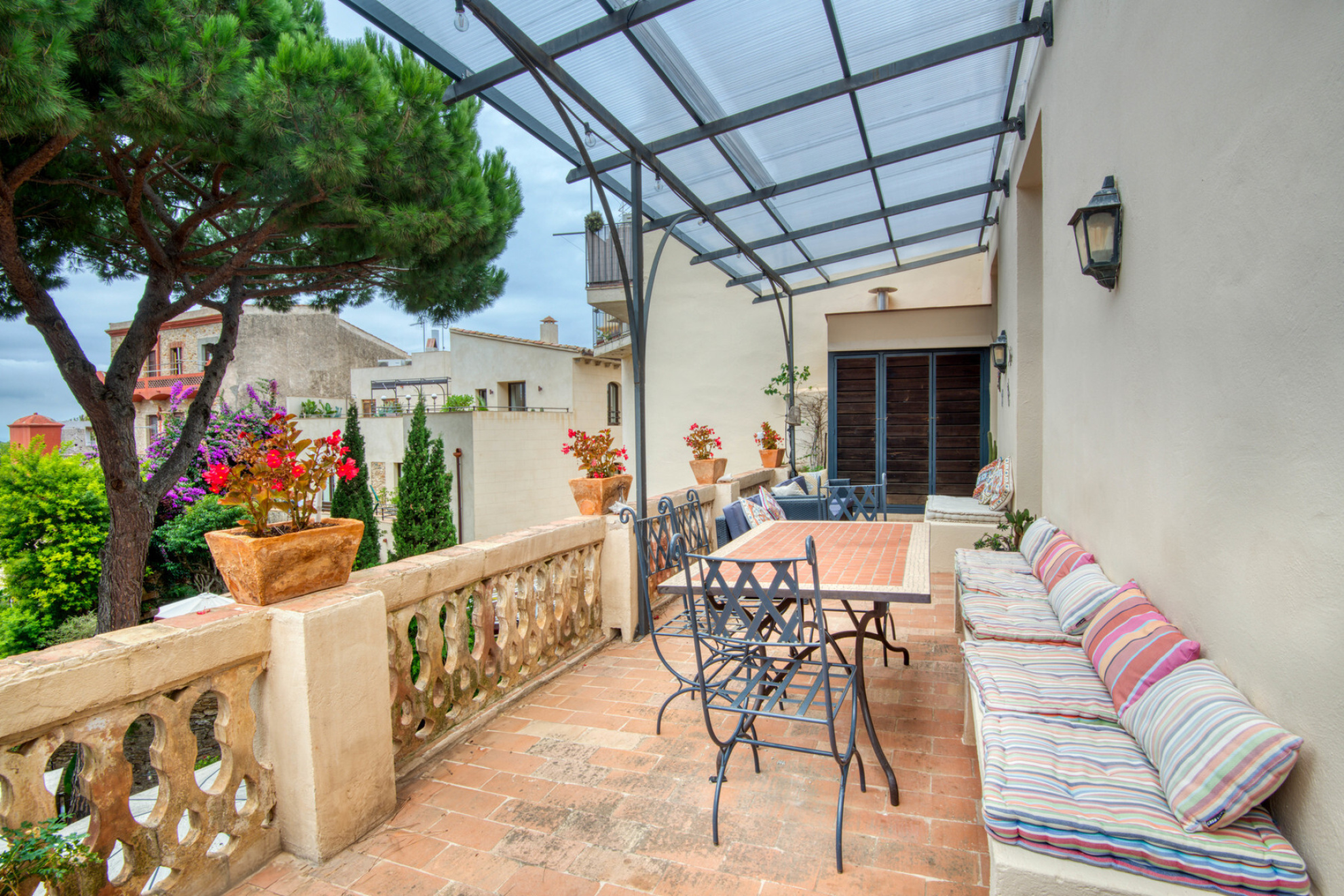  Exceptional indian style apartment in the center of the village of Begur - 物件實景