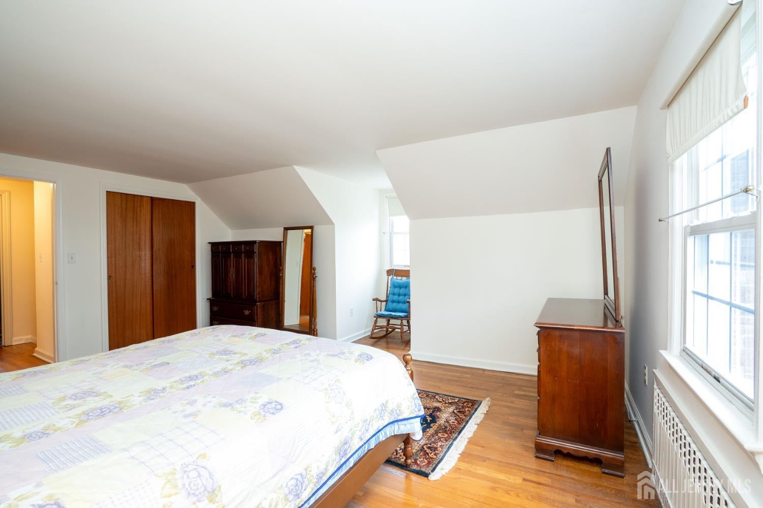 New Brunswick, New Jersey, 08901, United States, 3 Bedrooms Bedrooms, ,2 BathroomsBathrooms,Residential,For Sale,1992583