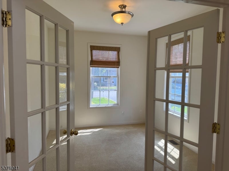 Wayne Twp., New Jersey, 07470, United States, 3 Bedrooms Bedrooms, ,3 BathroomsBathrooms,Residential,For Sale,1943649