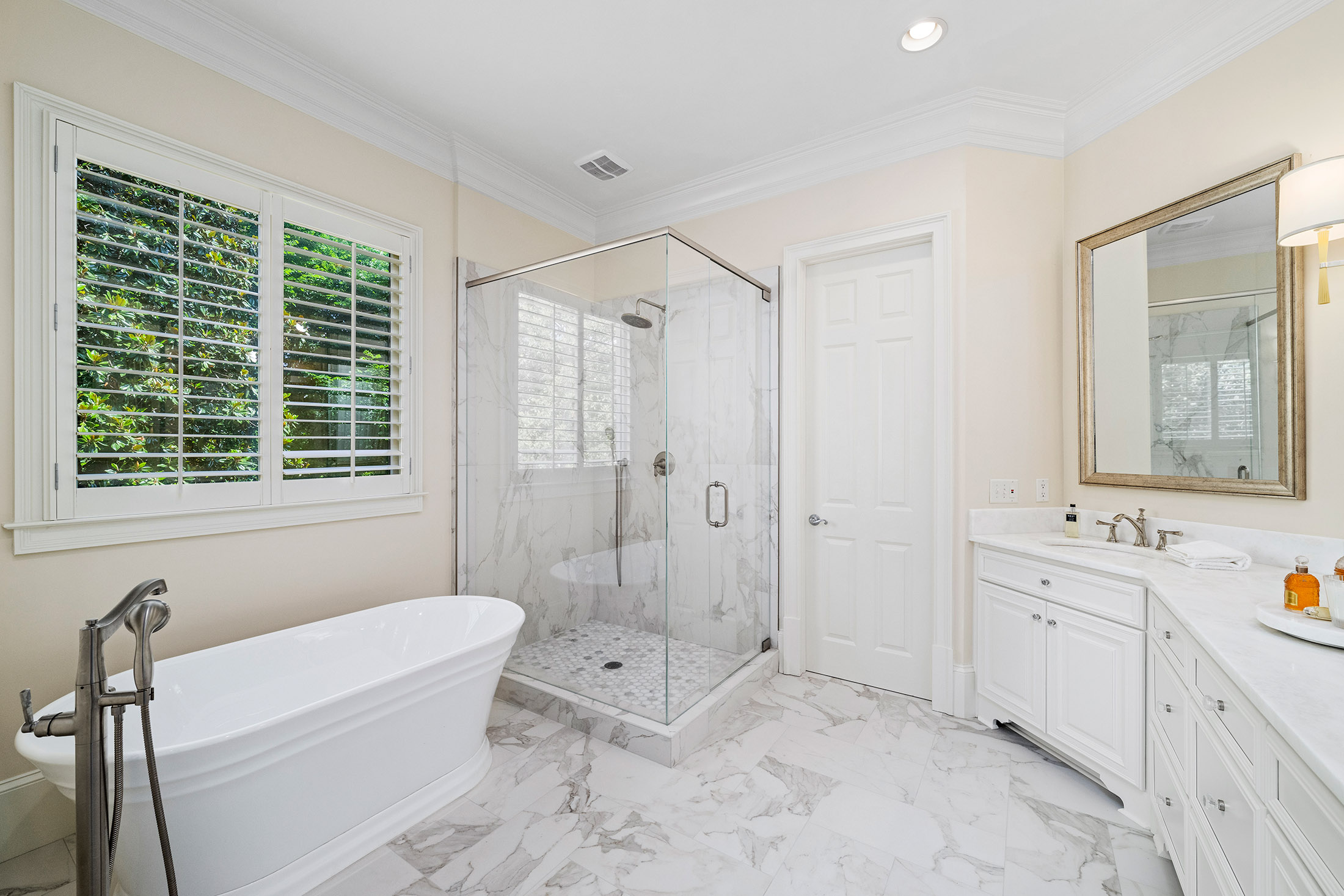  Estate-style Living in One of Milton