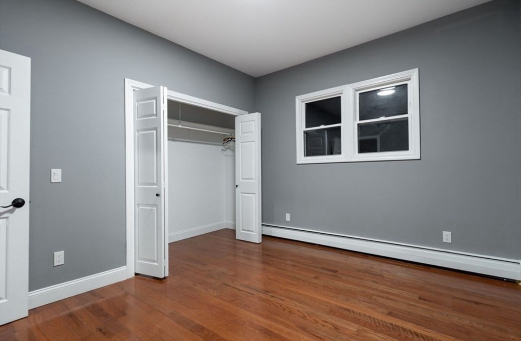 Fall River, Massachusetts, 02724, United States, 9 Bedrooms Bedrooms, ,3 BathroomsBathrooms,Residential,For Sale,1876927