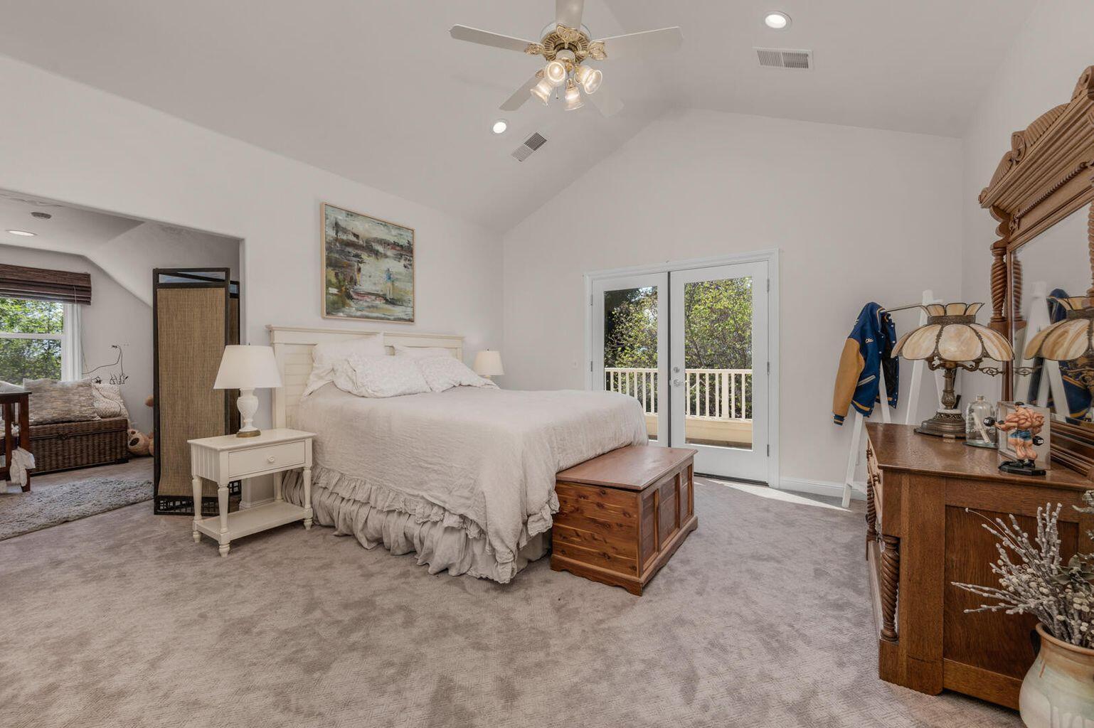 Exeter, California, 93221, United States, 4 Bedrooms Bedrooms, ,5 BathroomsBathrooms,Residential,For Sale,1981903