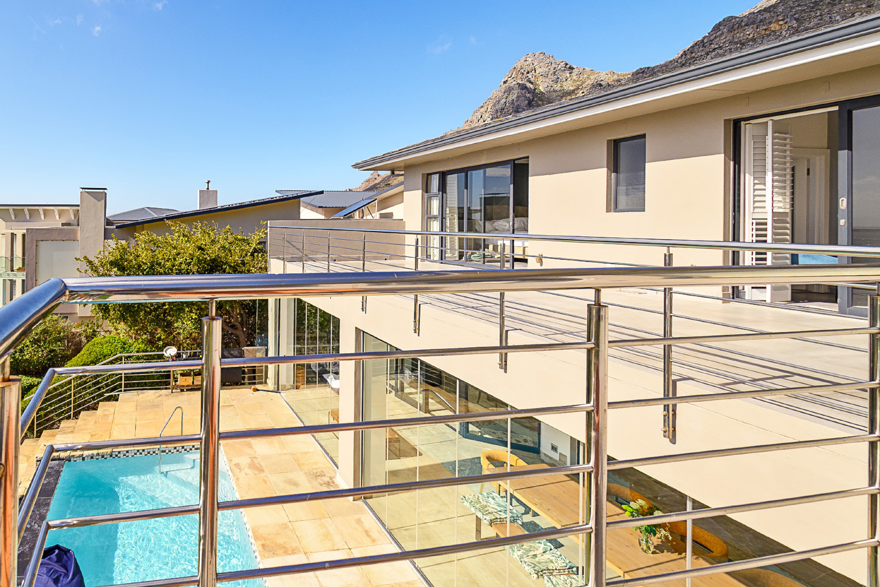  A Home That Lives With the Mountain, Not Just Beside It - 物件實景