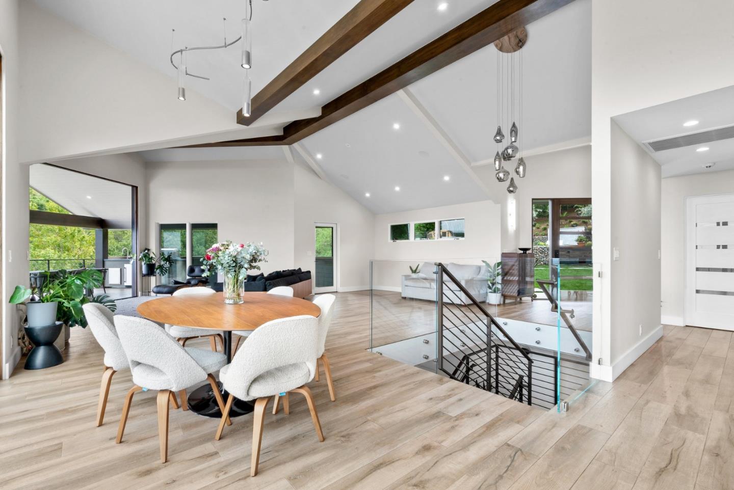 Los Gatos, California, 95030, United States, 5 Bedrooms Bedrooms, ,6 BathroomsBathrooms,Residential,For Sale,1997013