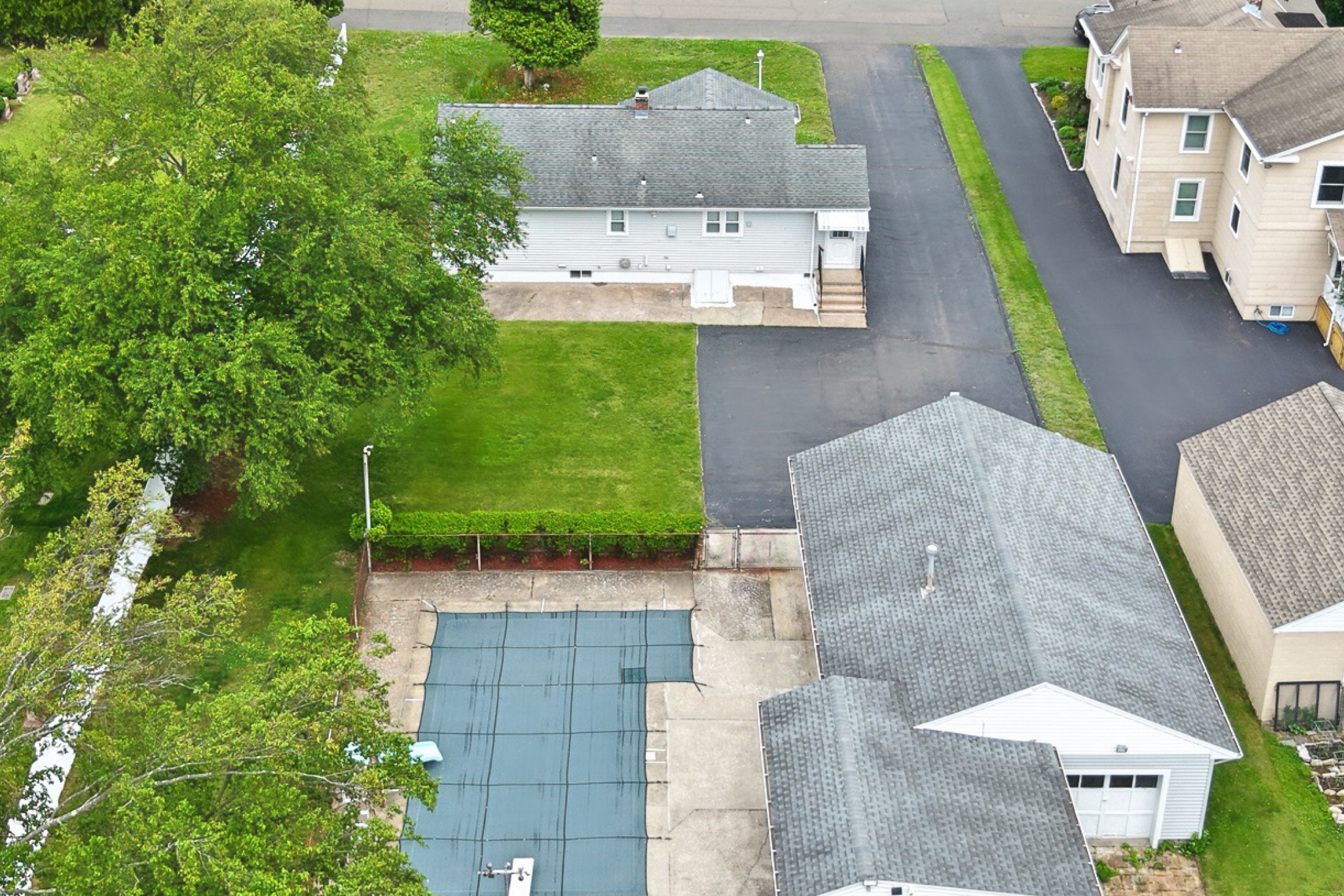 new haven, Connecticut, 06512, United States, 5 Bedrooms Bedrooms, ,3 BathroomsBathrooms,Residential,For Sale,1881778