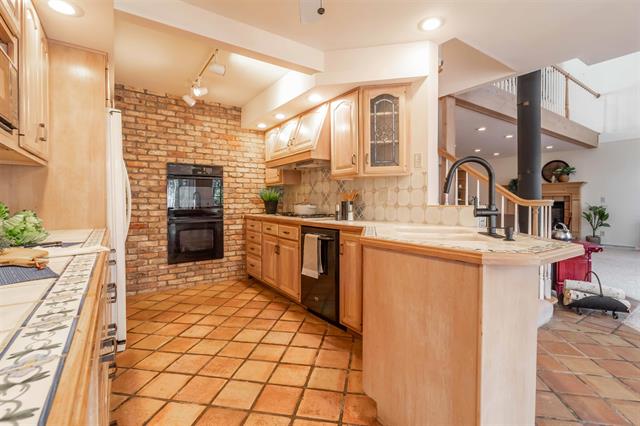 Arkdale, Wisconsin, 54613, United States, 9 Bedrooms Bedrooms, ,4 BathroomsBathrooms,Residential,For Sale,1956441