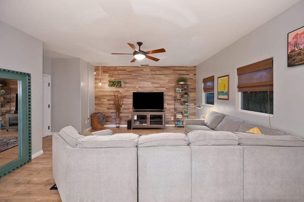 Sacramento, California, 95818, United States, 3 Bedrooms Bedrooms, ,3 BathroomsBathrooms,Residential,For Sale,1954862