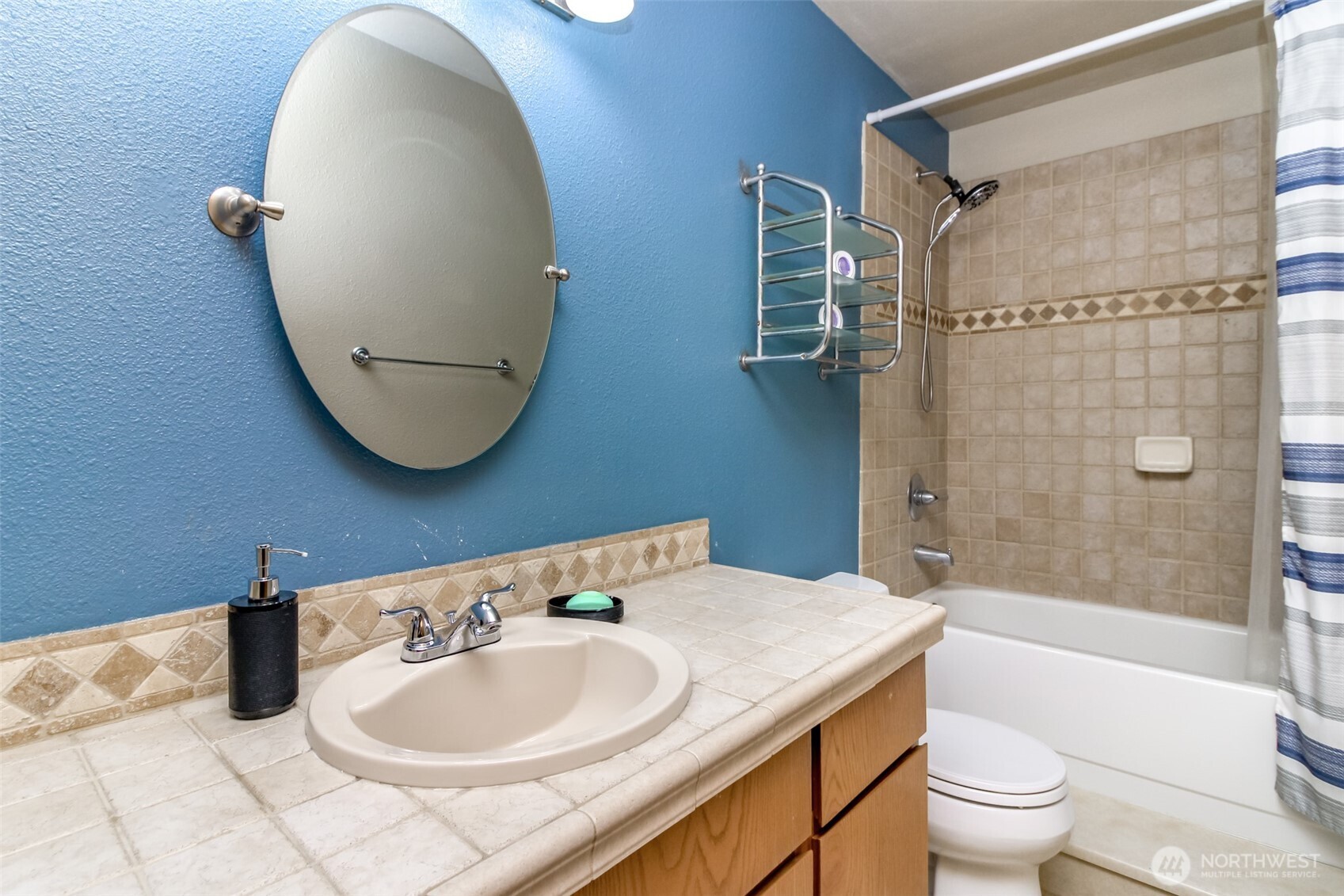 Puyallup, Washington, 98374, United States, 3 Bedrooms Bedrooms, ,2 BathroomsBathrooms,Residential,For Sale,1942897