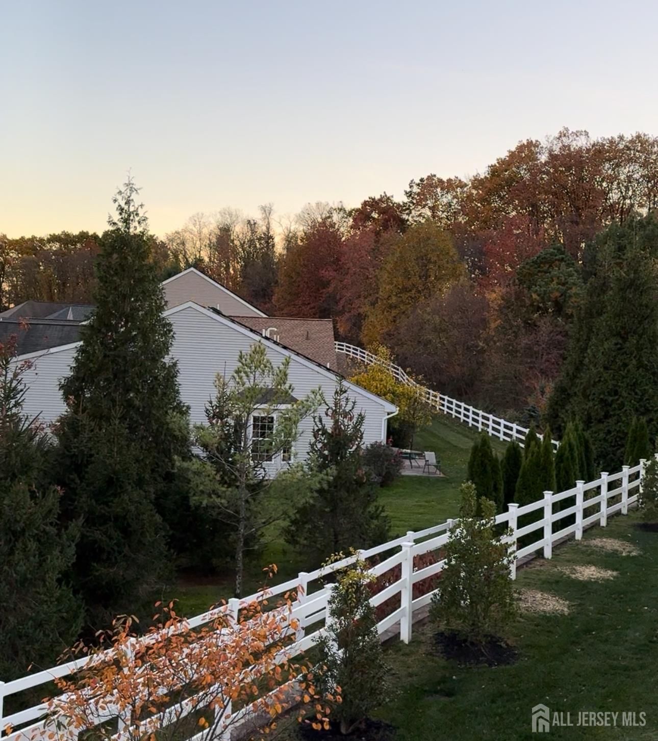 Sayreville, New Jersey, 08859, United States, 2 Bedrooms Bedrooms, ,3 BathroomsBathrooms,Residential,For Sale,1989684