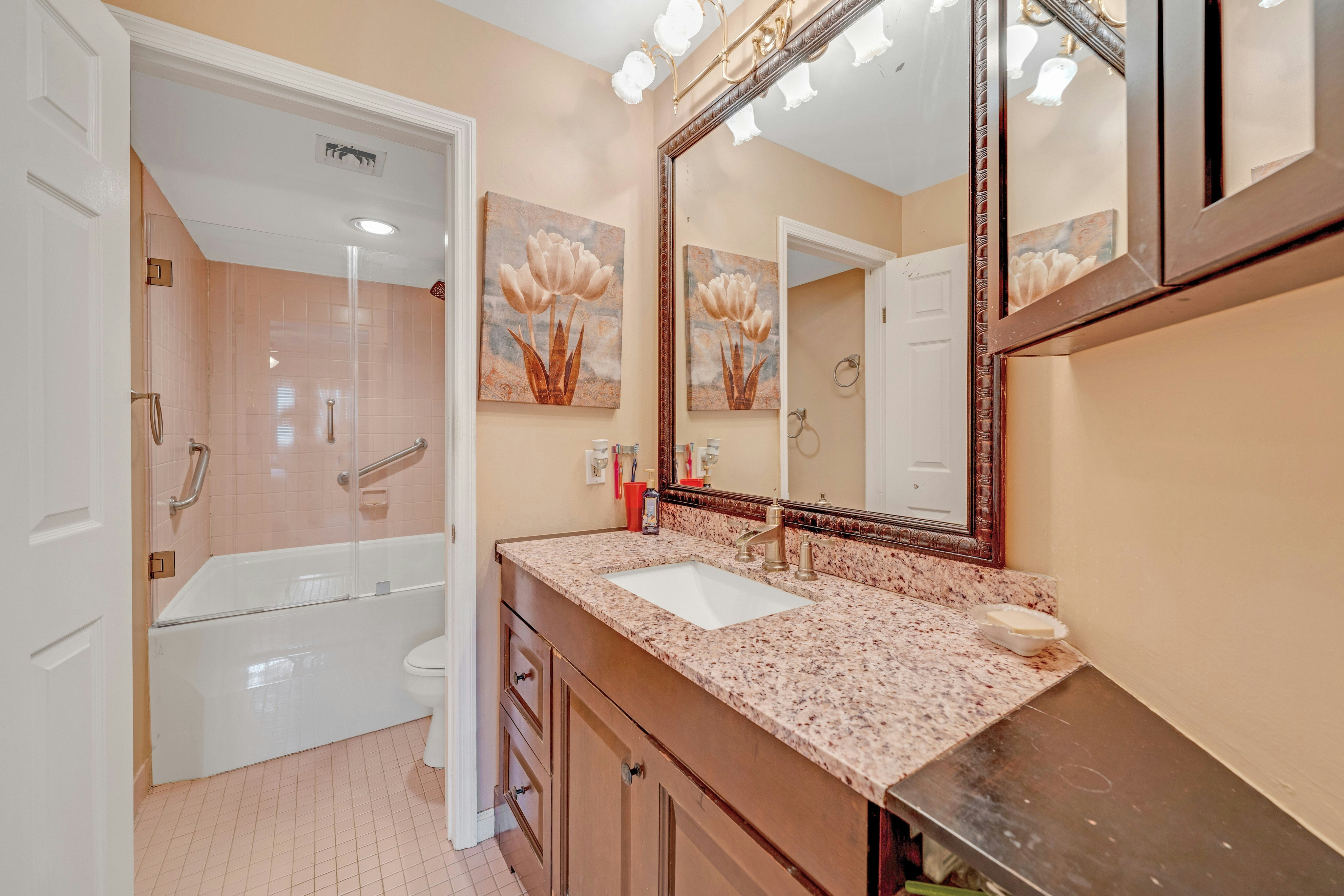  49 Quartz Lane, Paterson, NJ 07501 - 物件實景