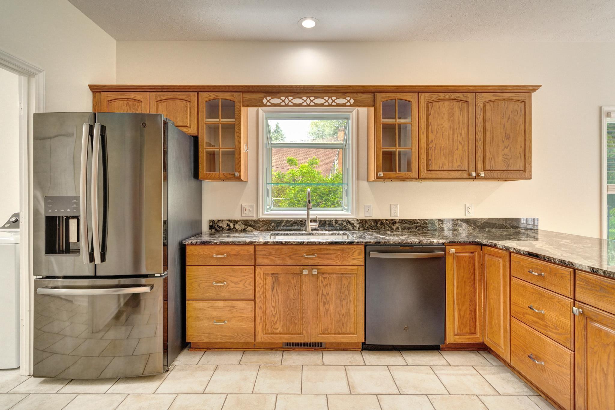 Blacksburg, Virginia, 24060, United States, 4 Bedrooms Bedrooms, ,3 BathroomsBathrooms,Residential,For Sale,1847433