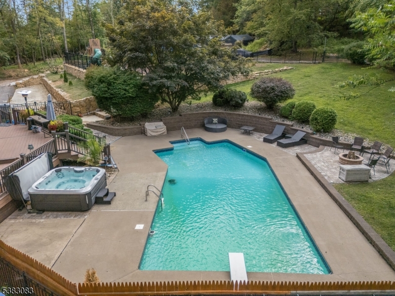 Washington Twp., New Jersey, 07830, United States, 4 Bedrooms Bedrooms, ,4 BathroomsBathrooms,Residential,For Sale,1950864