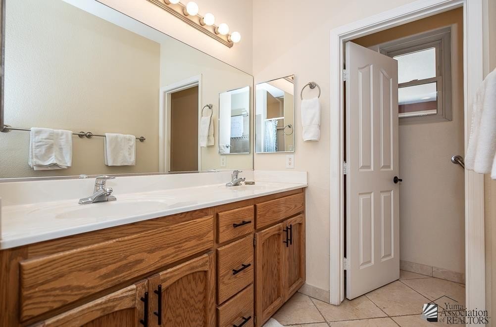 Yuma, Arizona, 85367, United States, 4 Bedrooms Bedrooms, ,1 BathroomBathrooms,Residential,For Sale,2010746