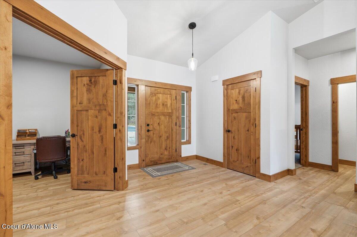 Oldtown, Idaho, 83822, United States, 5 Bedrooms Bedrooms, ,4 BathroomsBathrooms,Residential,For Sale,1992429