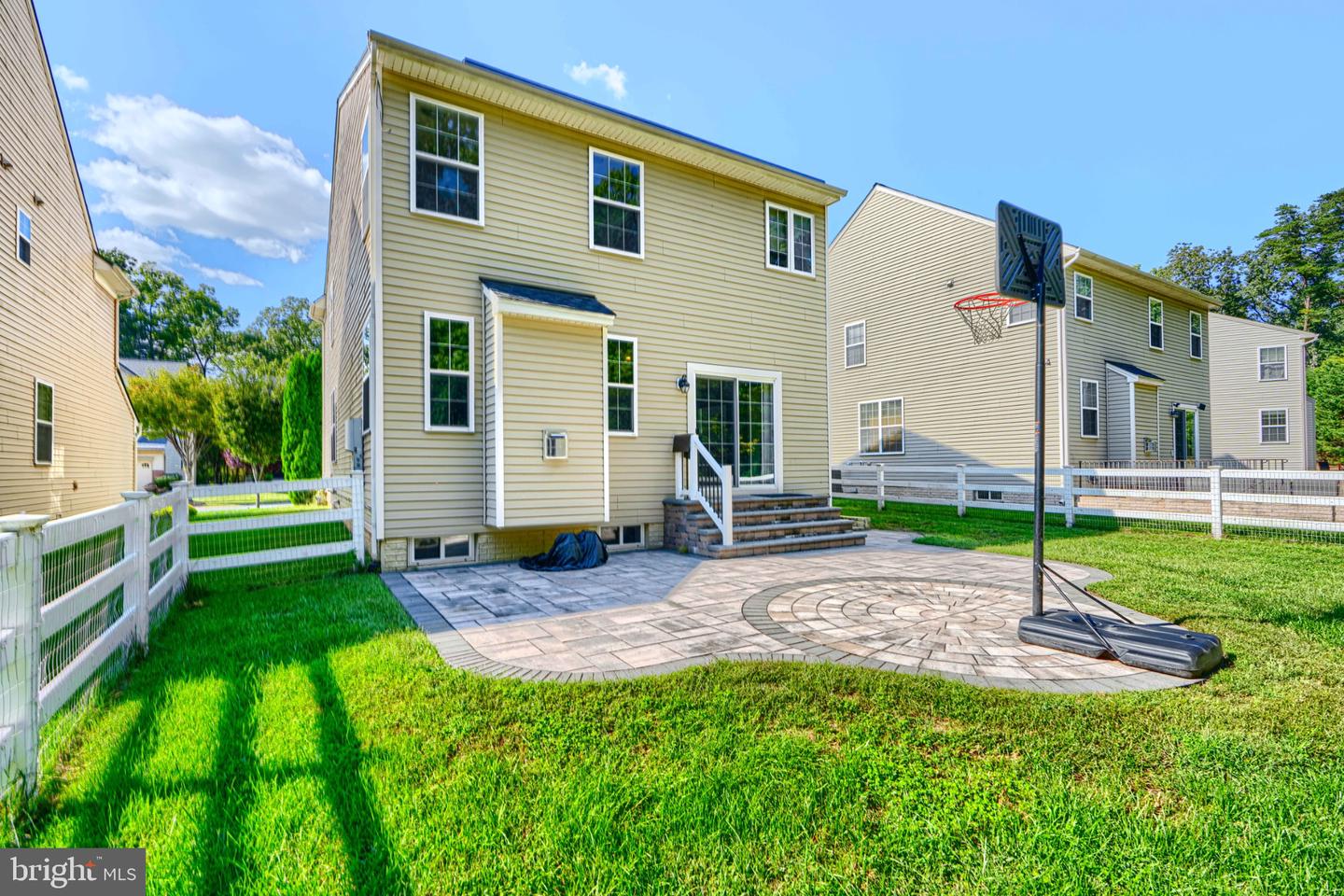 Glen Burnie, Maryland, 21060, United States, 4 Bedrooms Bedrooms, ,4 BathroomsBathrooms,Residential,For Sale,1983515