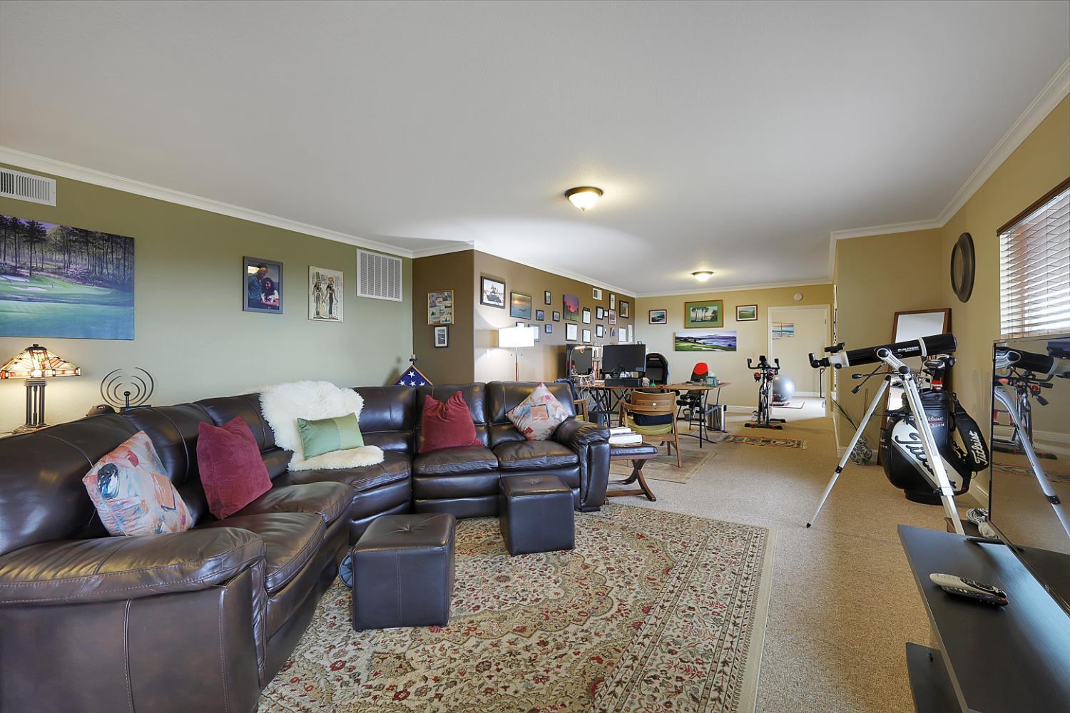 Browns Valley, California, 95918, United States, 5 Bedrooms Bedrooms, ,4 BathroomsBathrooms,Residential,For Sale,1980583