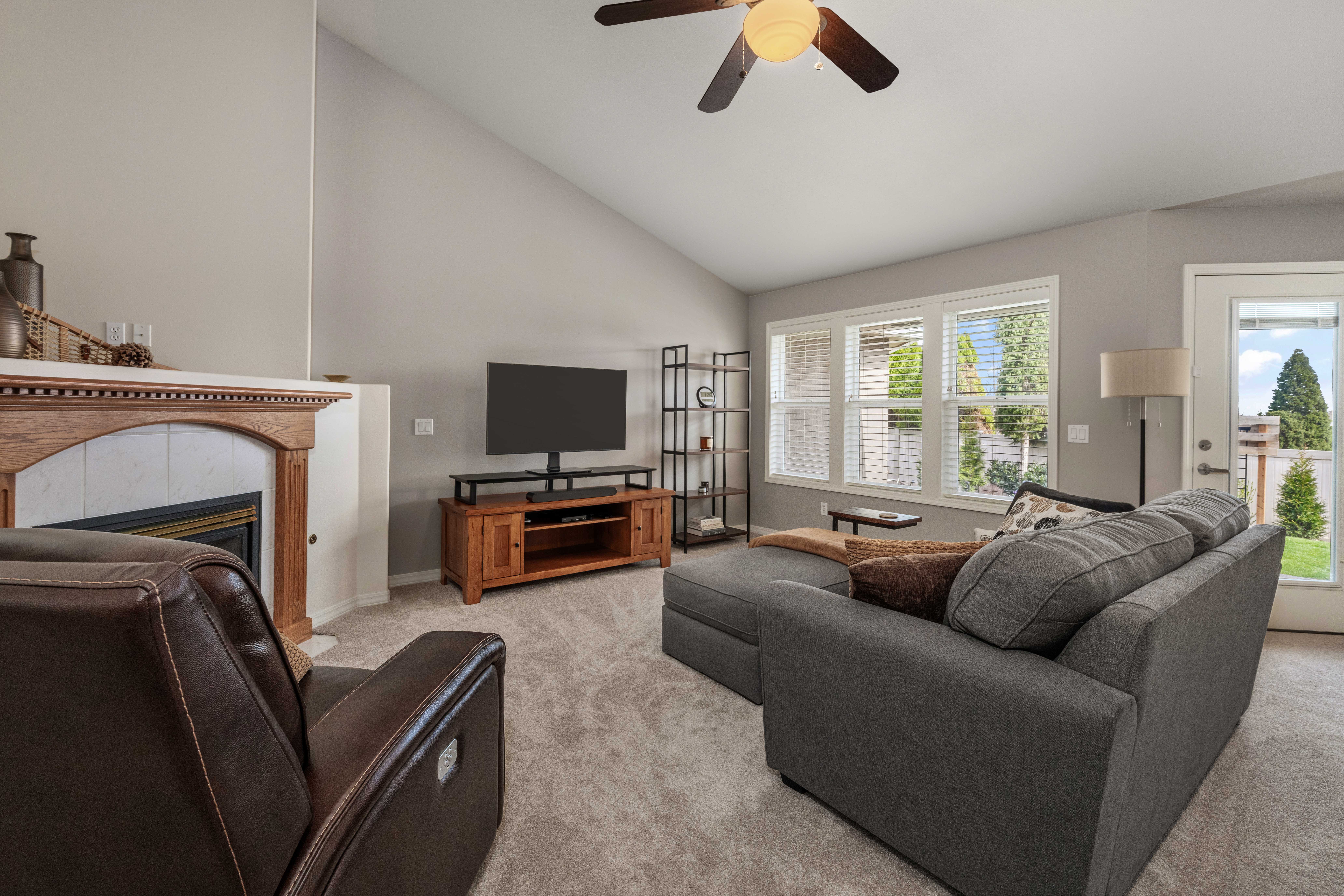  Beautifully Maintained South Richland Home - 物件實景