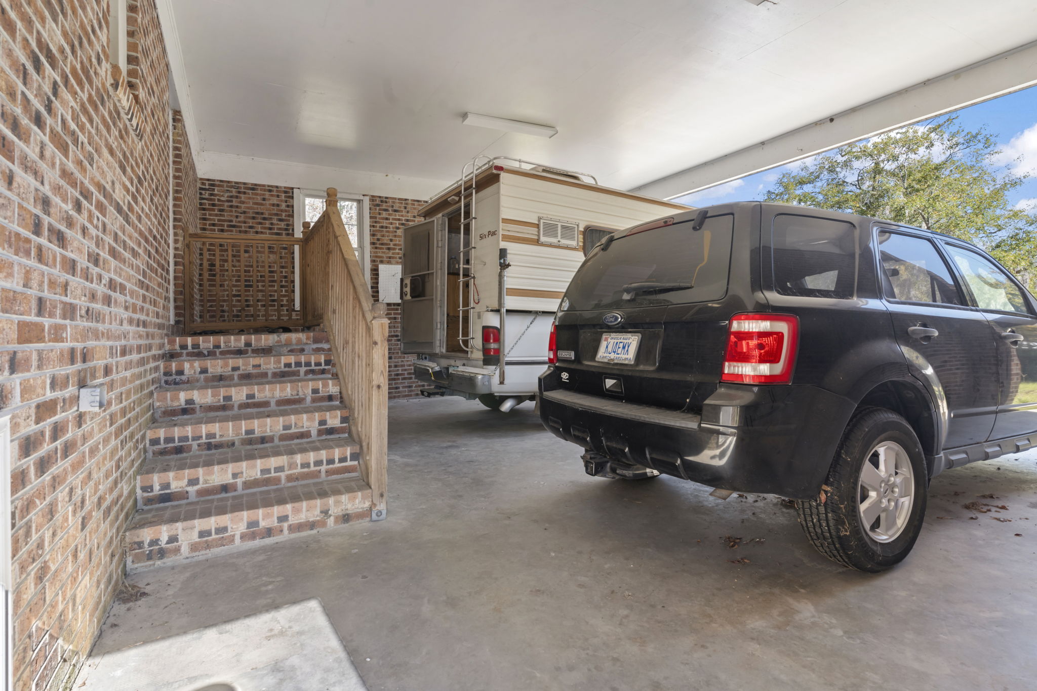 Galivants Ferry, South Carolina, 29544, United States, 4 Bedrooms Bedrooms, ,3 BathroomsBathrooms,Residential,For Sale,1986095