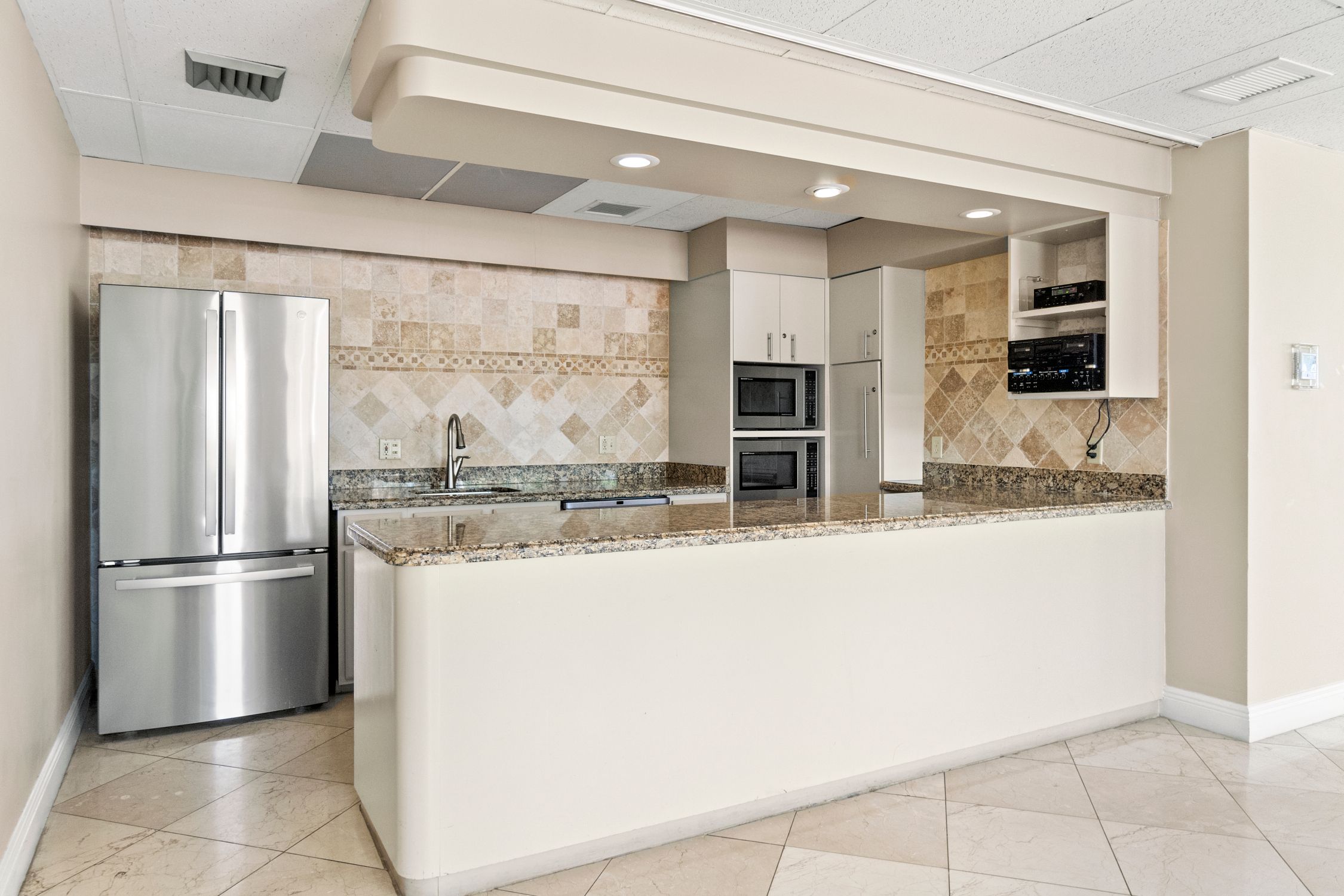  111 N Pompano Beach Boulevard, Pompano Beach, FL, 33062 - 物件實景