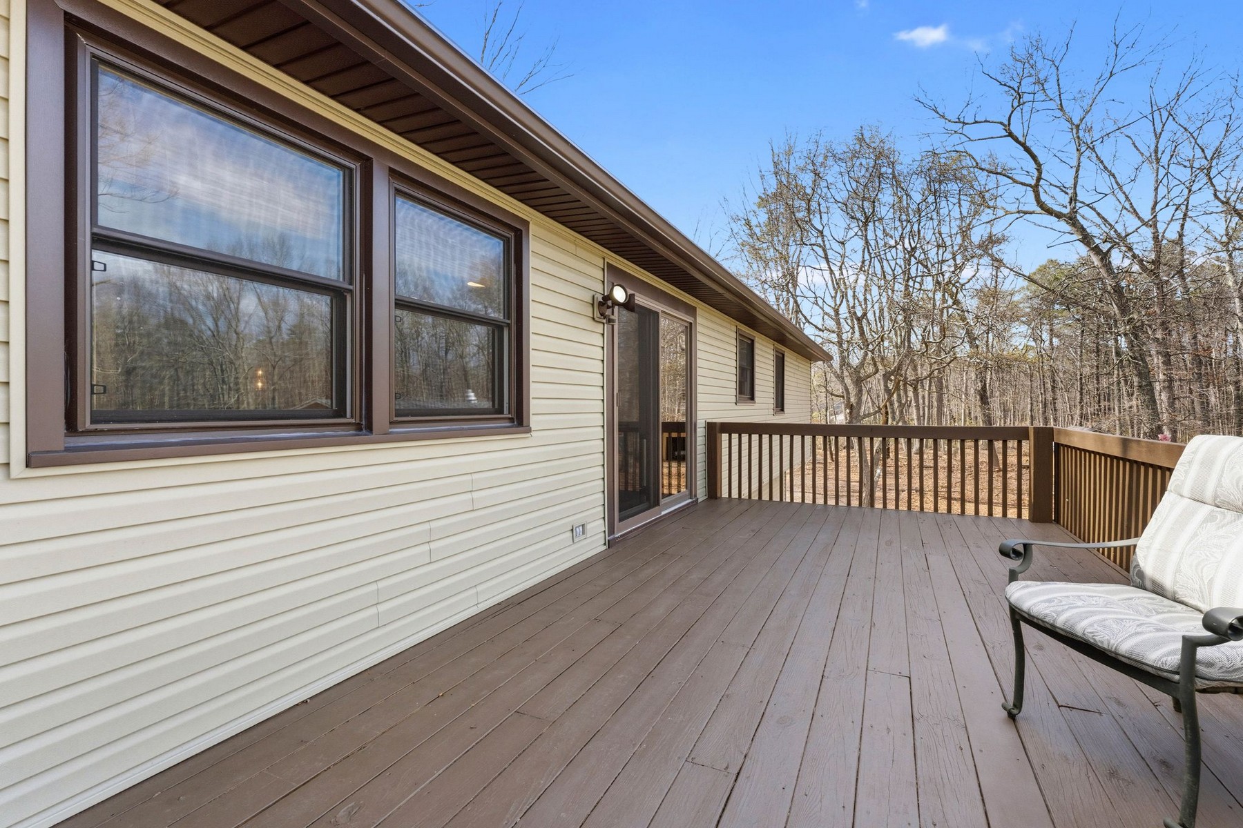  6311 Pine St - 物件實景