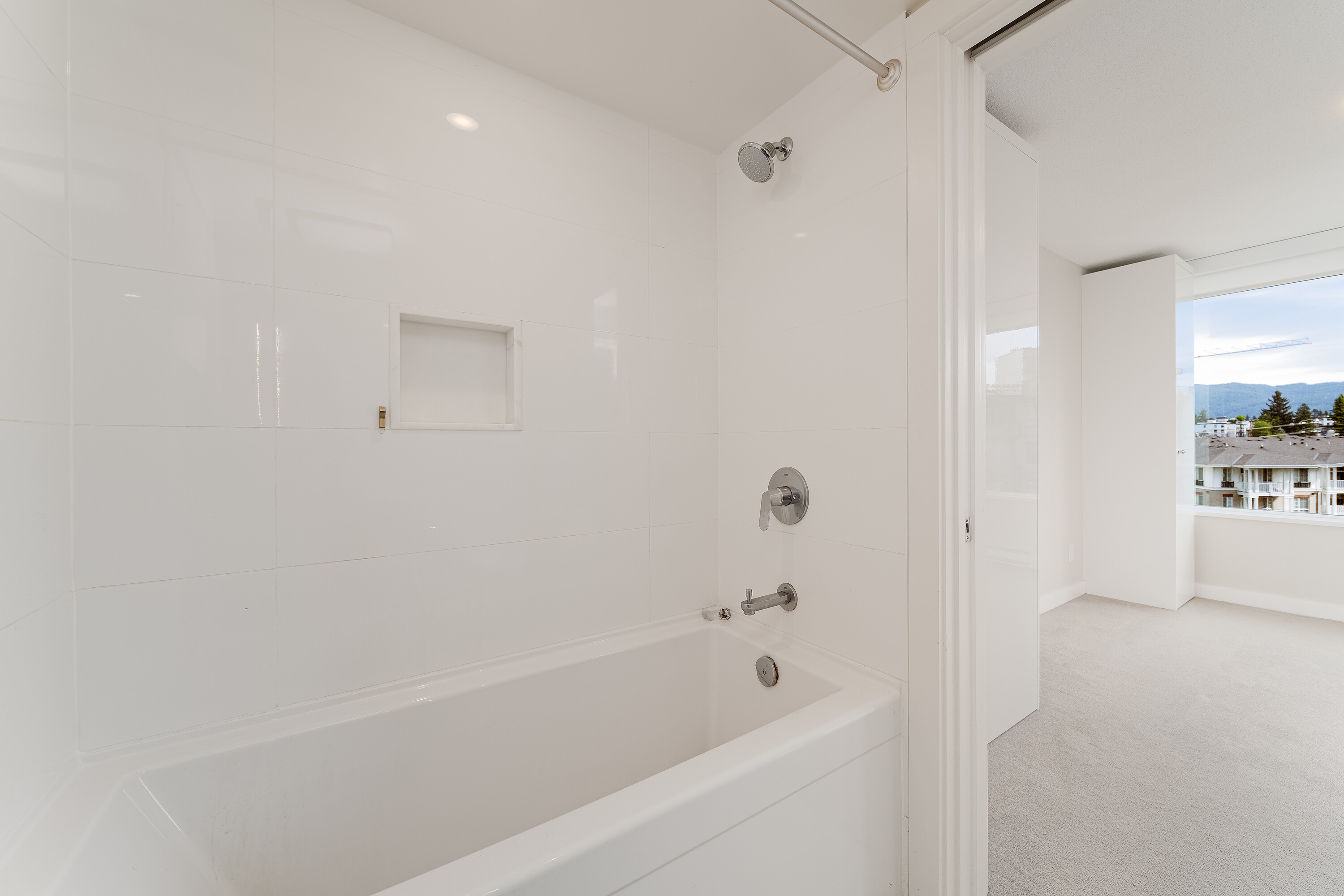  One Bedroom - Uptown II BOSA - 物件實景