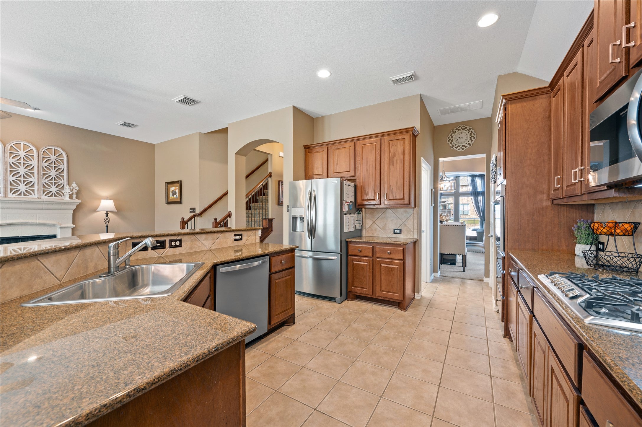 Keller, Texas, 76248, United States, 4 Bedrooms Bedrooms, ,3 BathroomsBathrooms,Residential,For Sale,1984321