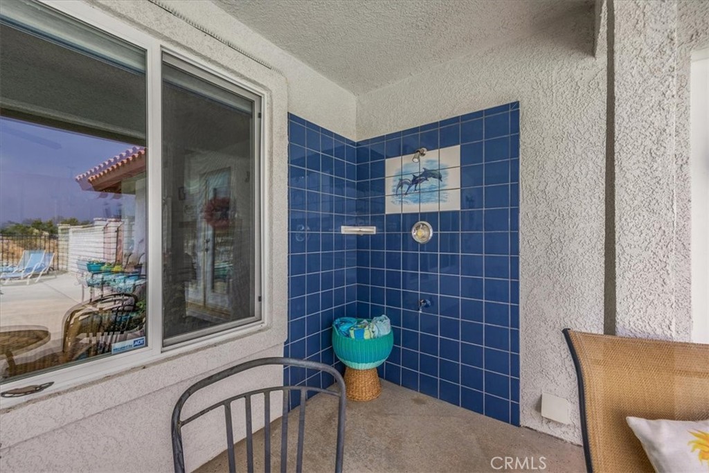 Hesperia, California, 92345, United States, 6 Bedrooms Bedrooms, ,4 BathroomsBathrooms,Residential,For Sale,1942920