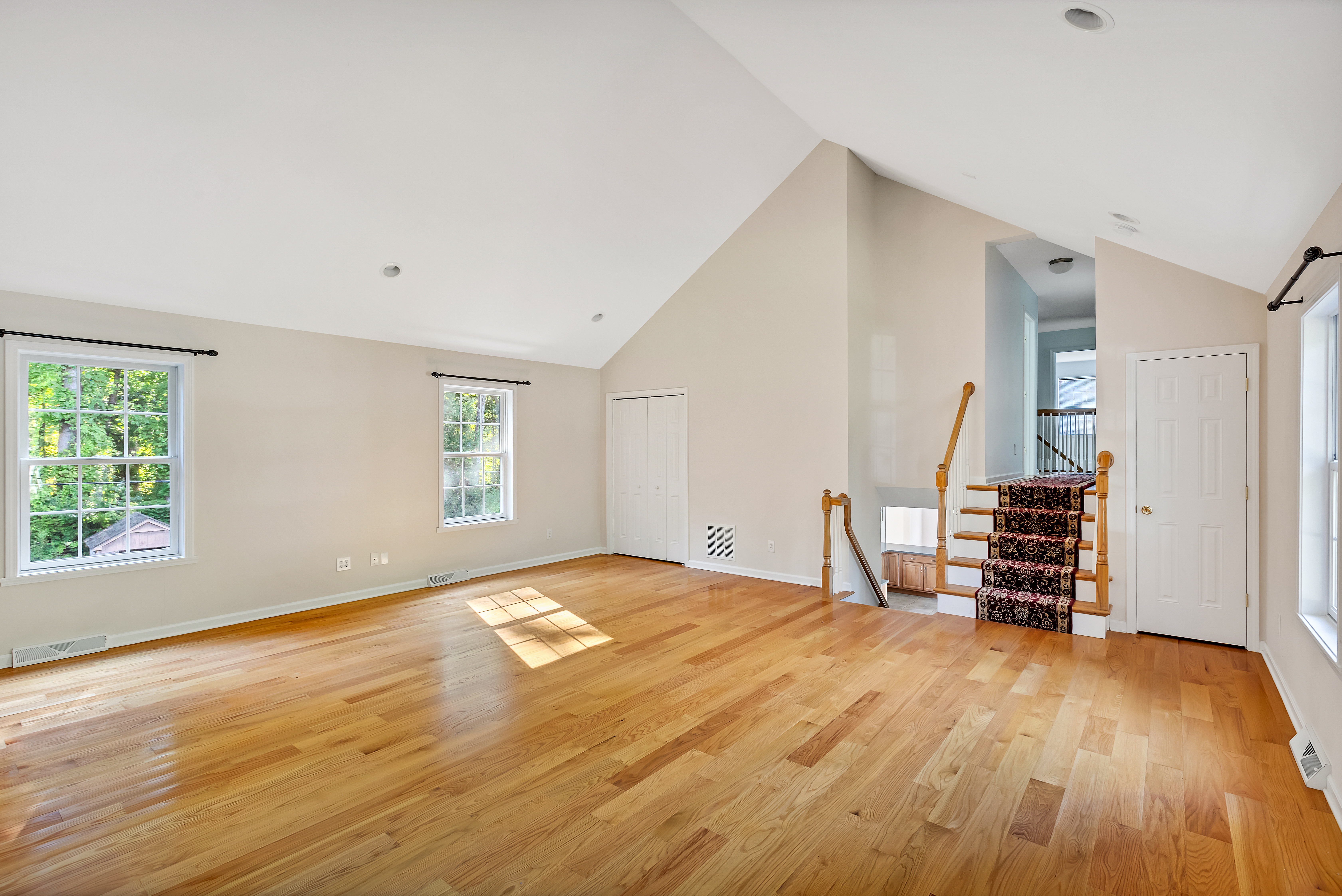  34 Darnley Greene, Bethlehem, NY, 12054 - 物件實景