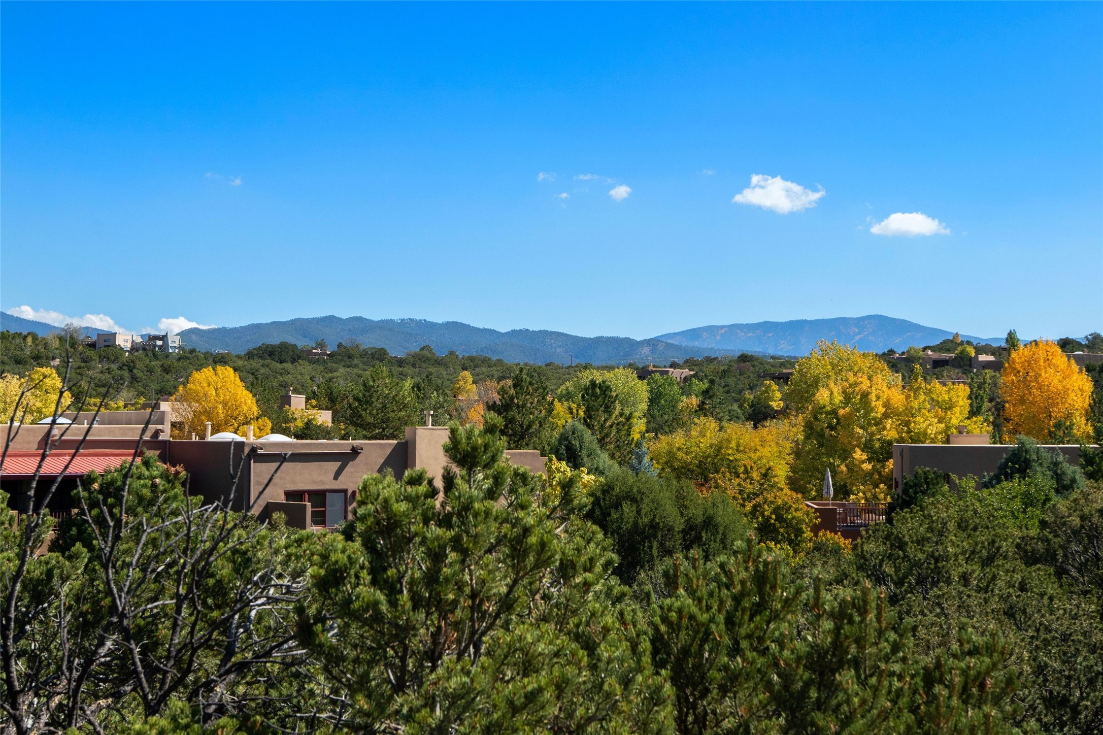  1743 Ridge Pointe Loop - 物件實景