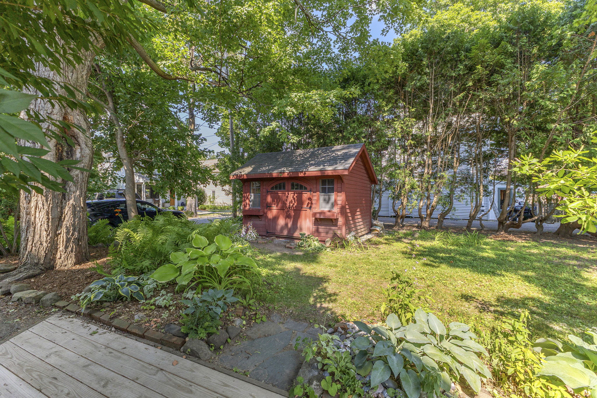  6 Pinewood Avenue, Saratoga Springs, NY, 12866 - 物件實景