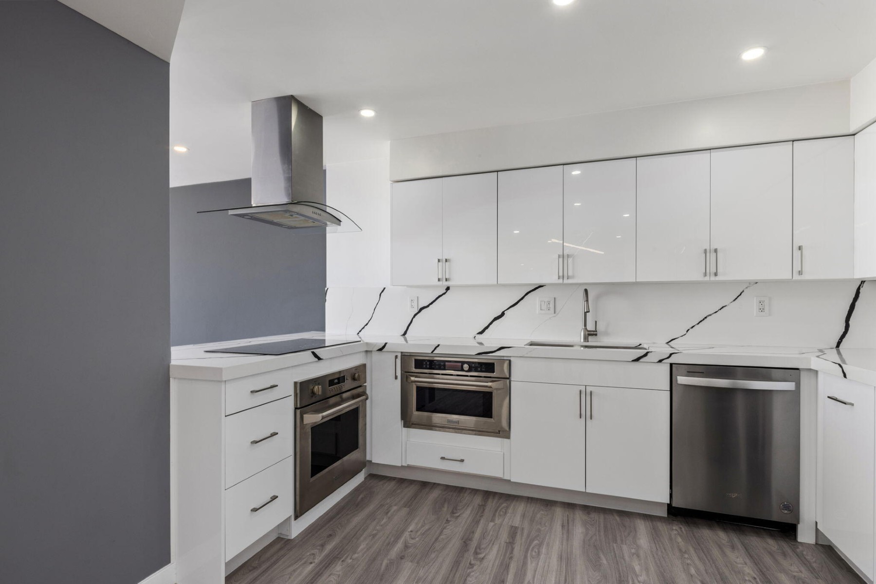  2323 N Central Ave¦Phoenix, AZ - 物件實景