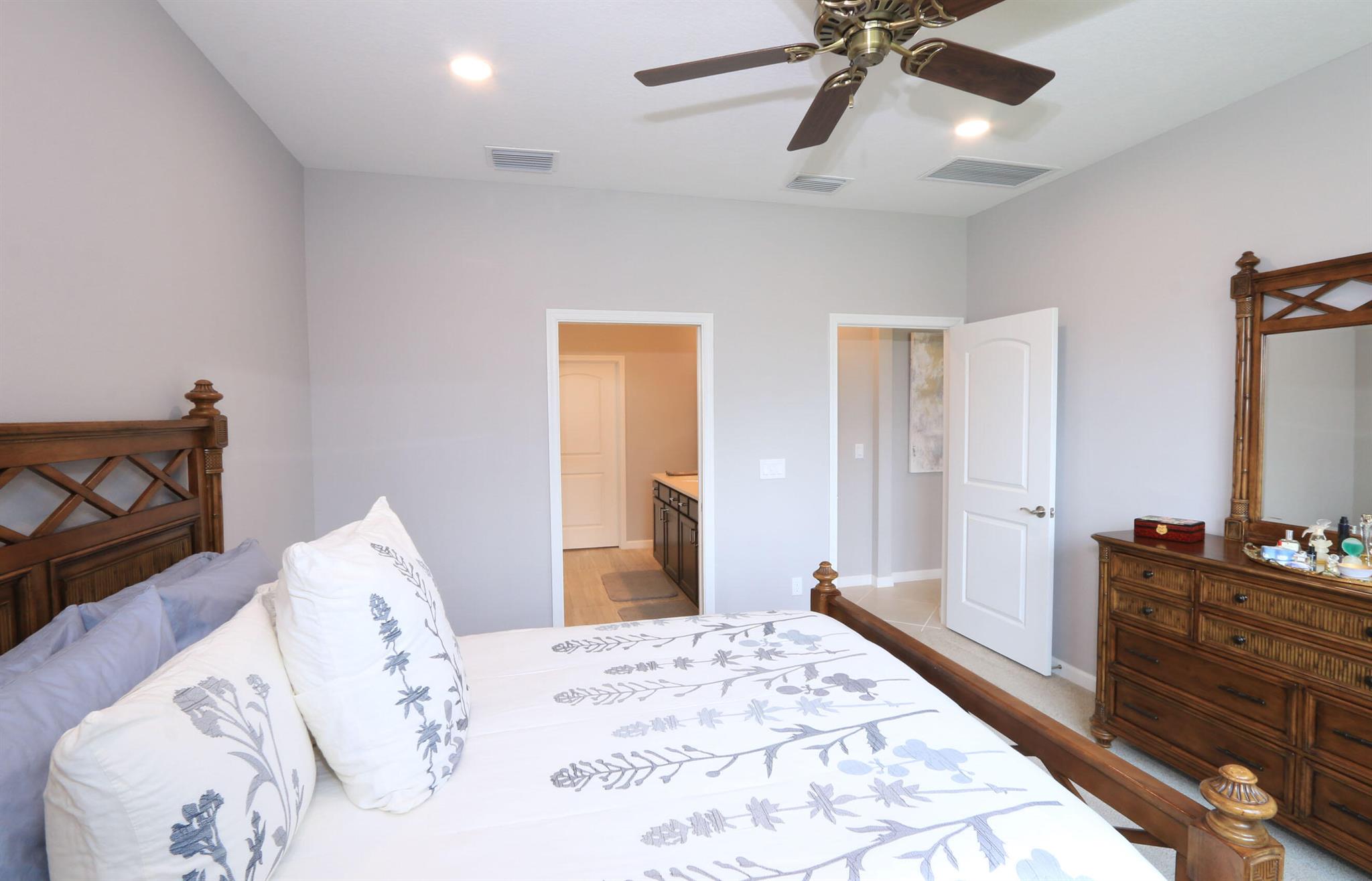 Port St Lucie, Florida, 34953, United States, 2 Bedrooms Bedrooms, ,2 BathroomsBathrooms,Residential,For Sale,1984197