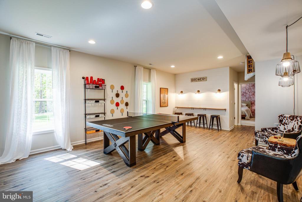 Spotsylvania, Virginia, 22551, United States, 6 Bedrooms Bedrooms, ,4 BathroomsBathrooms,Residential,For Sale,1916890