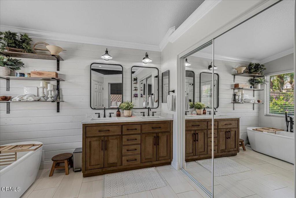 Fillmore, California, 93015, United States, 4 Bedrooms Bedrooms, ,2 BathroomsBathrooms,Residential,For Sale,2035740