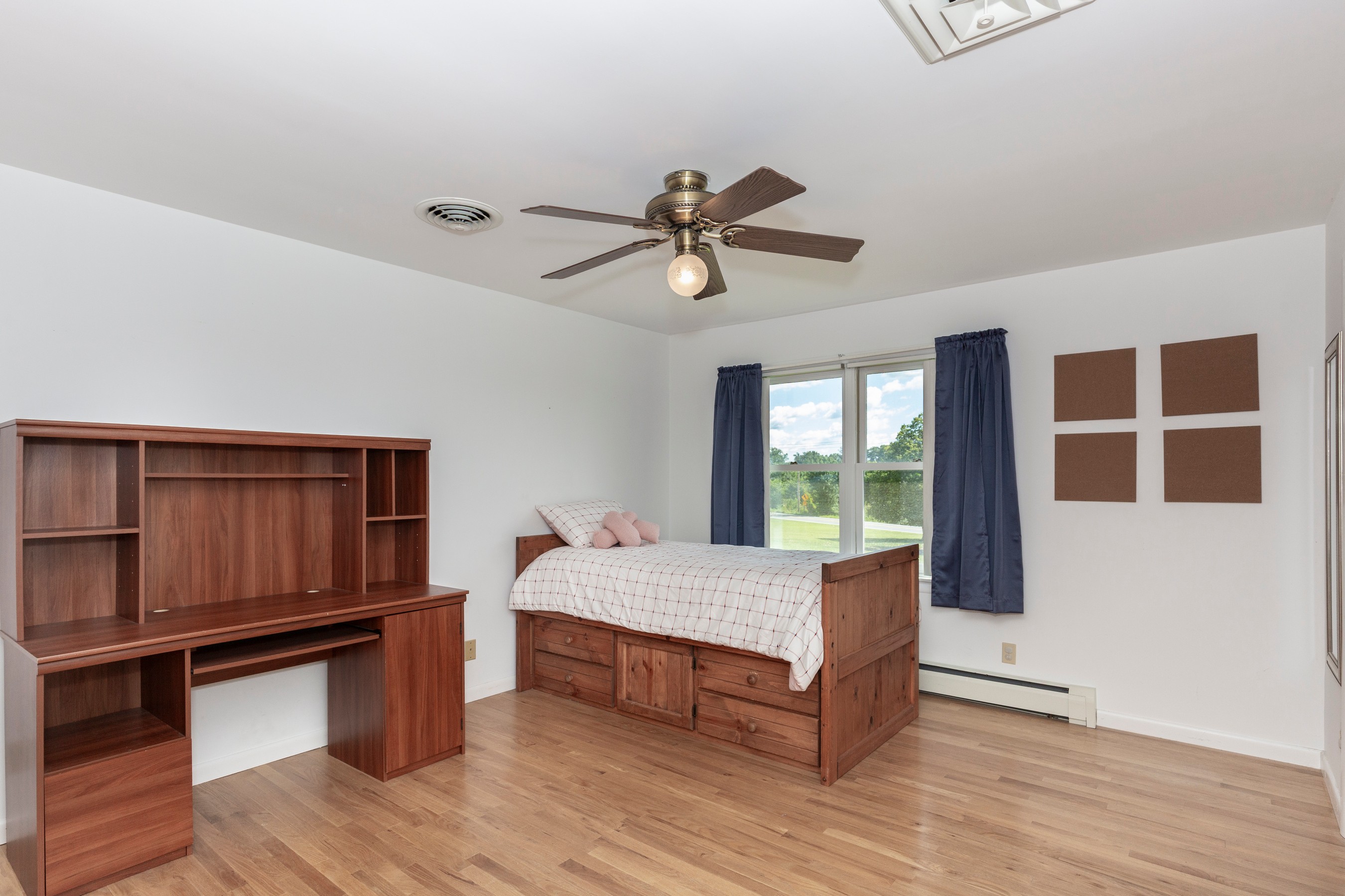  NONE AVAILABLE - 物件實景